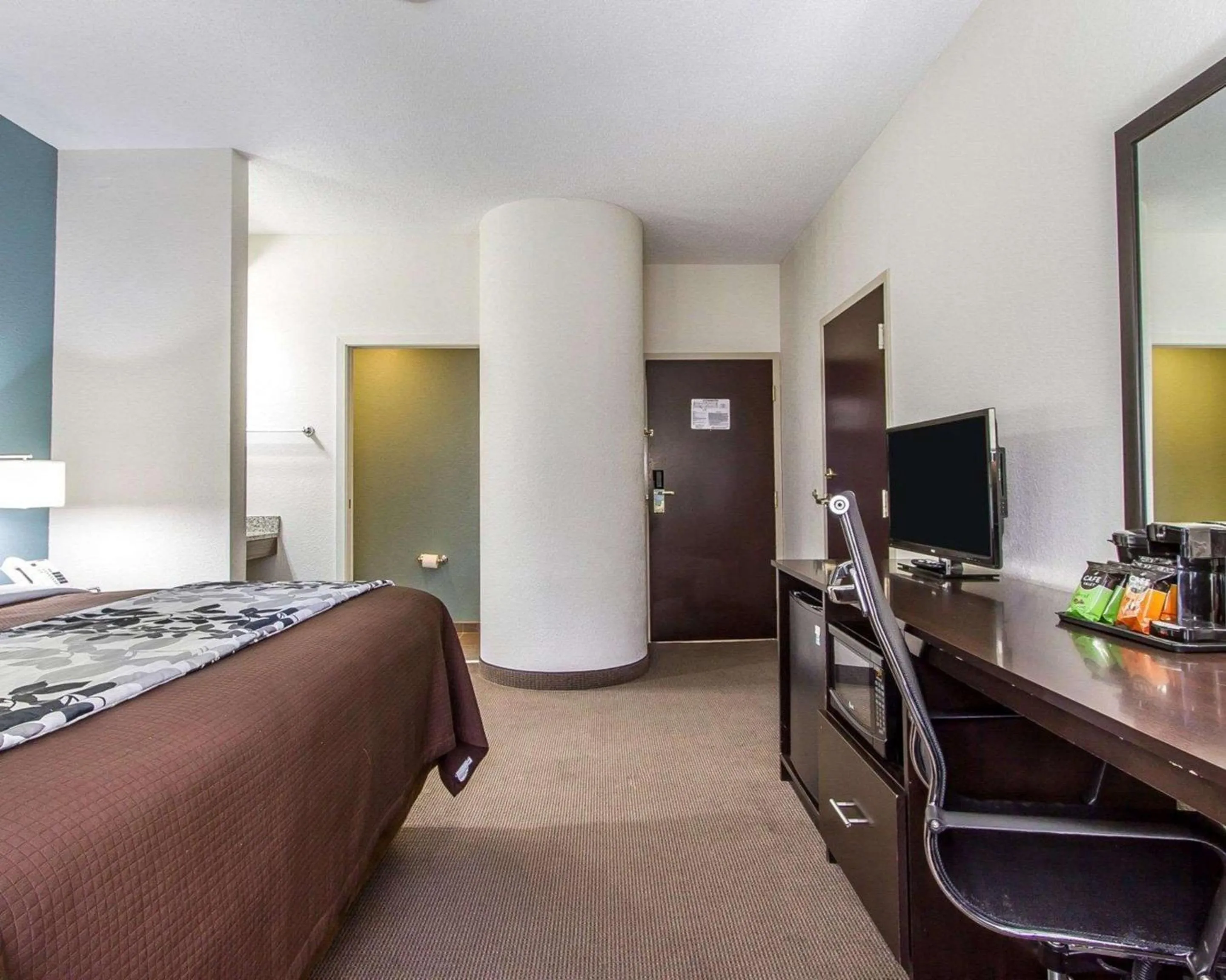 Photo of the whole room, Bed in Sleep Inn Scott-Lafayette West