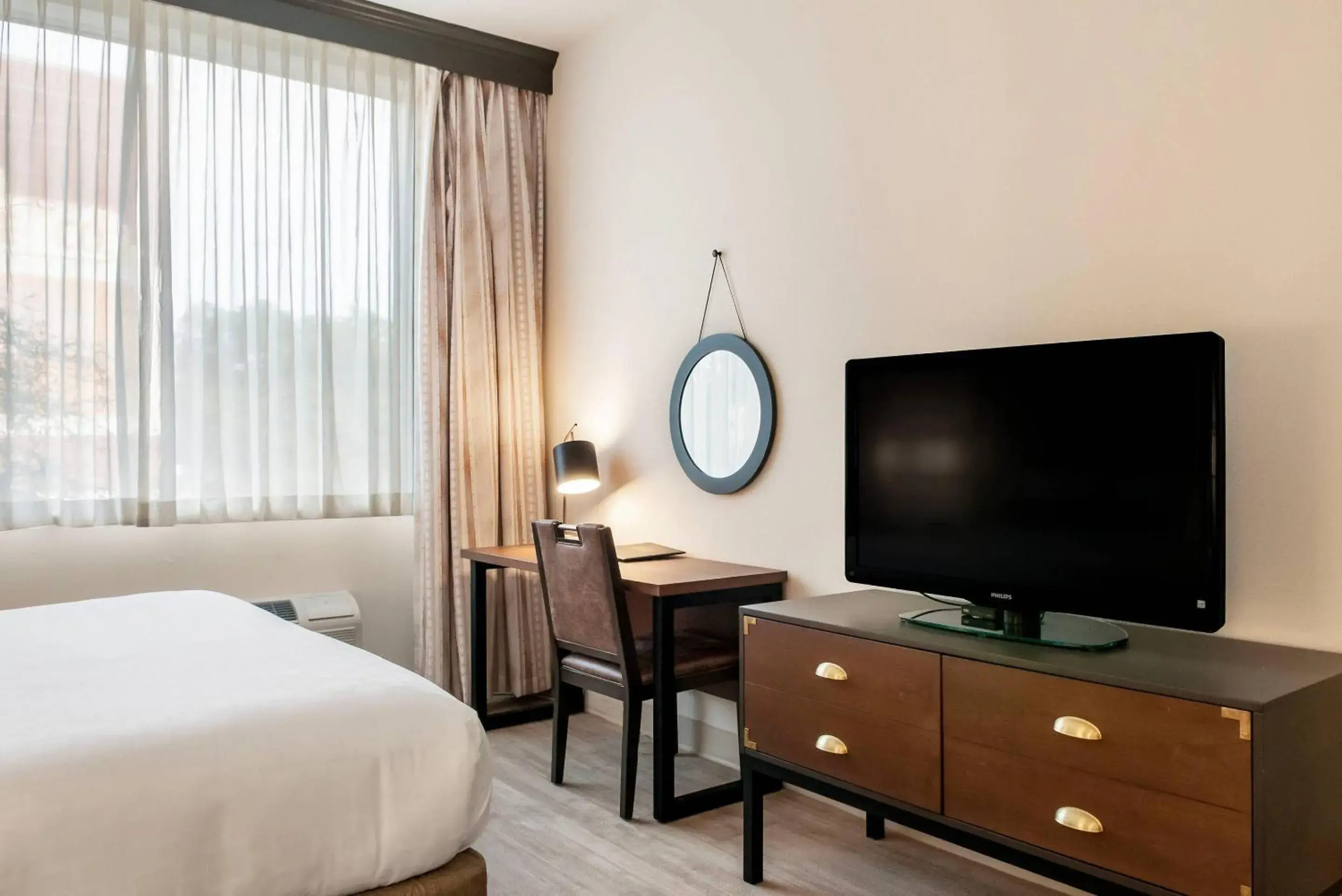 Bedroom, Bed in St Charles Coach House, an Ascend Collection Hotel Bedroom, Bed in St Charles Coach House, an Ascend Collection Hotel