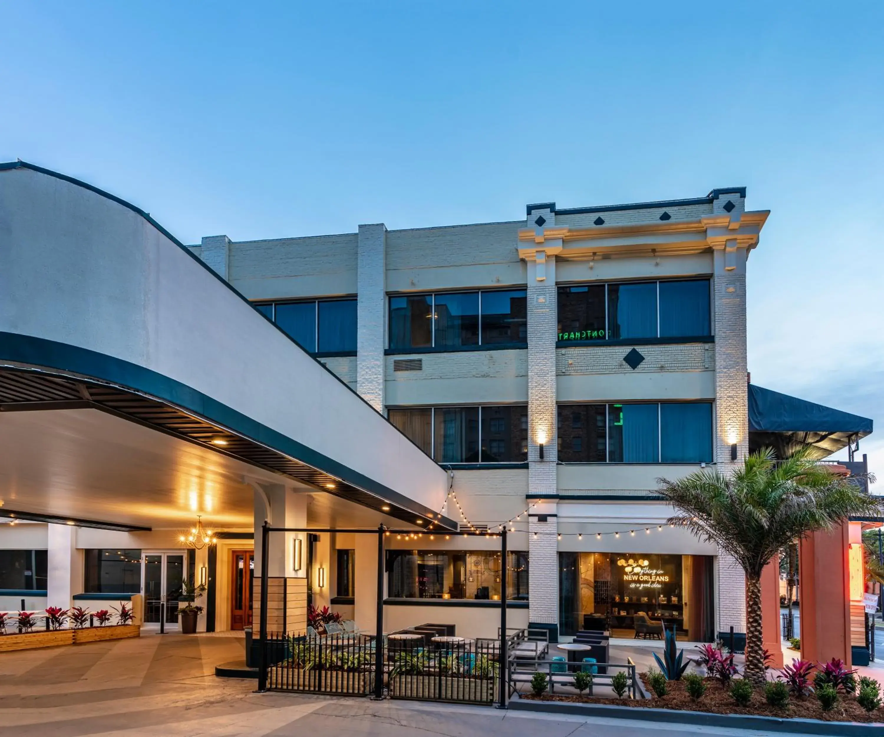 Property building in St Charles Coach House, an Ascend Collection Hotel Property building in St Charles Coach House, an Ascend Collection Hotel