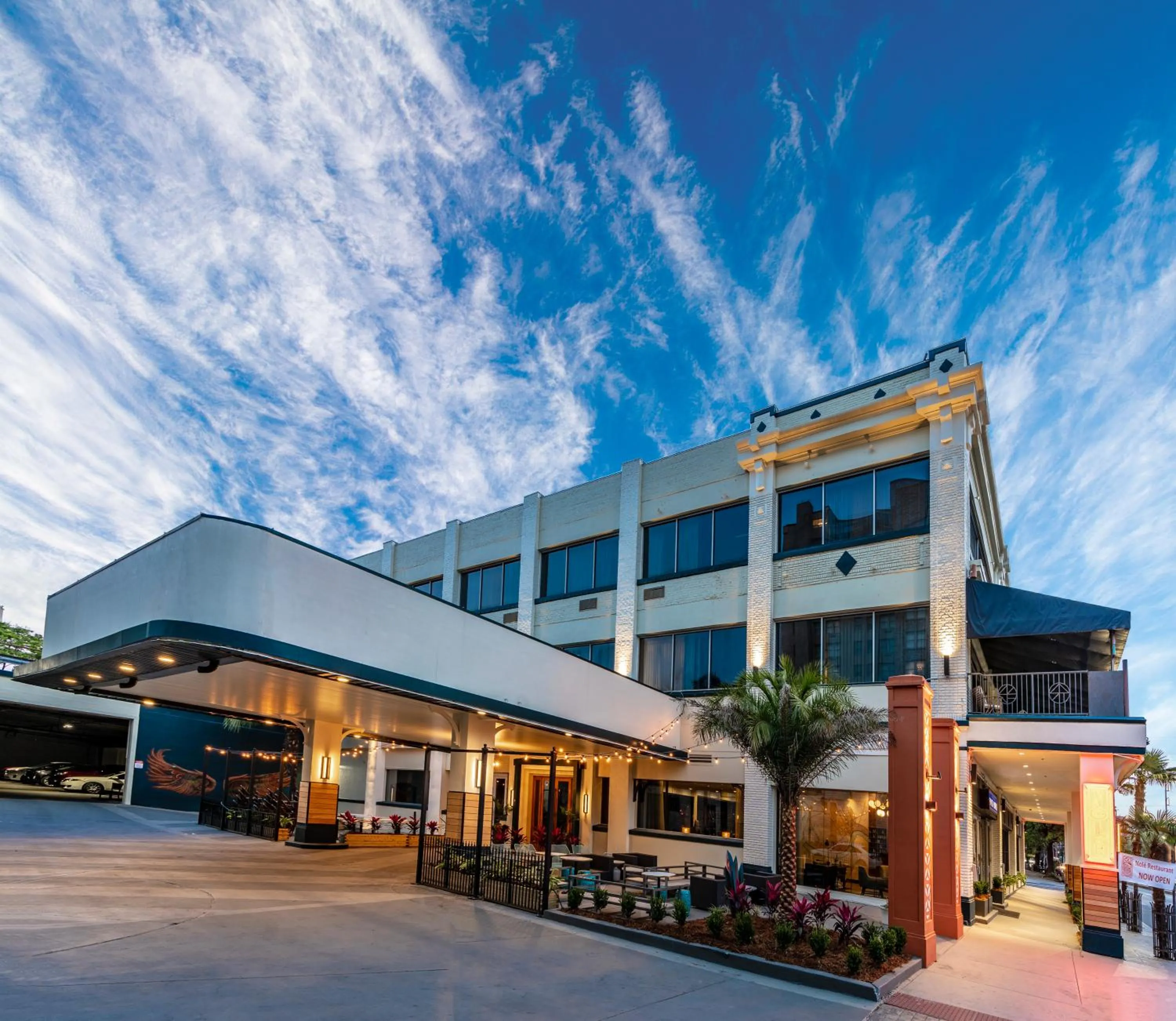 Property building in St Charles Coach House, an Ascend Collection Hotel