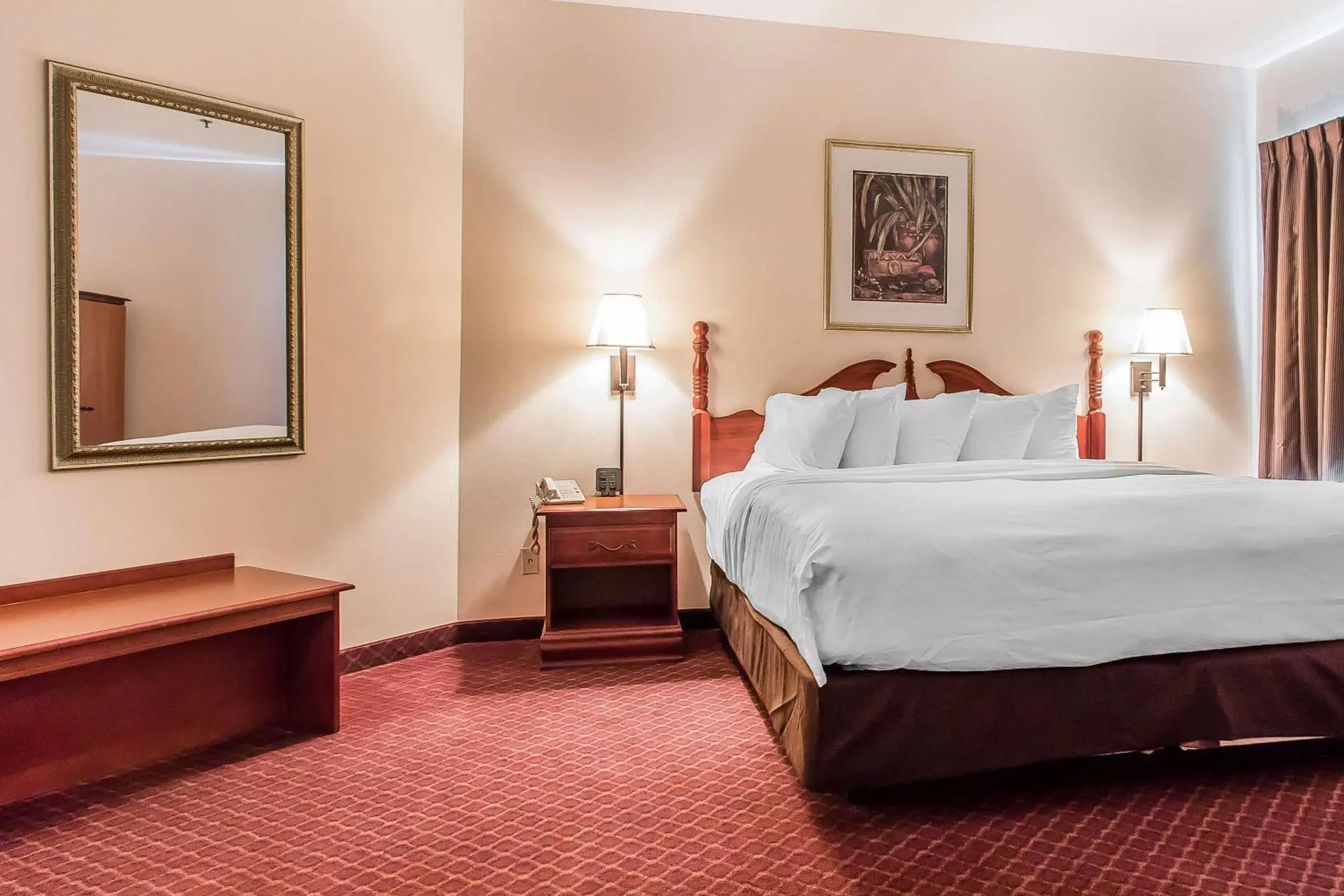 Bedroom, Bed in Quality Suites New Iberia Bedroom, Bed in Quality Suites New Iberia