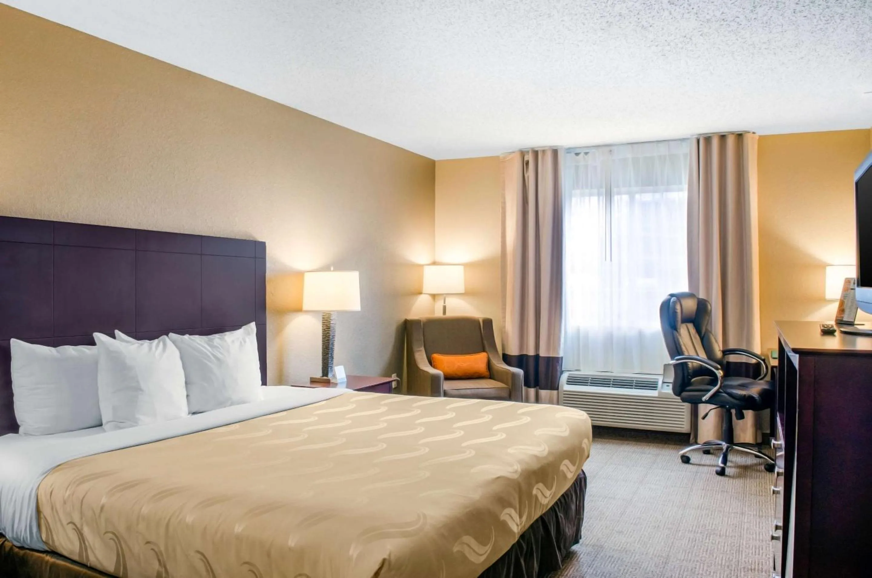 Bedroom, Bed in Quality Inn Ruston