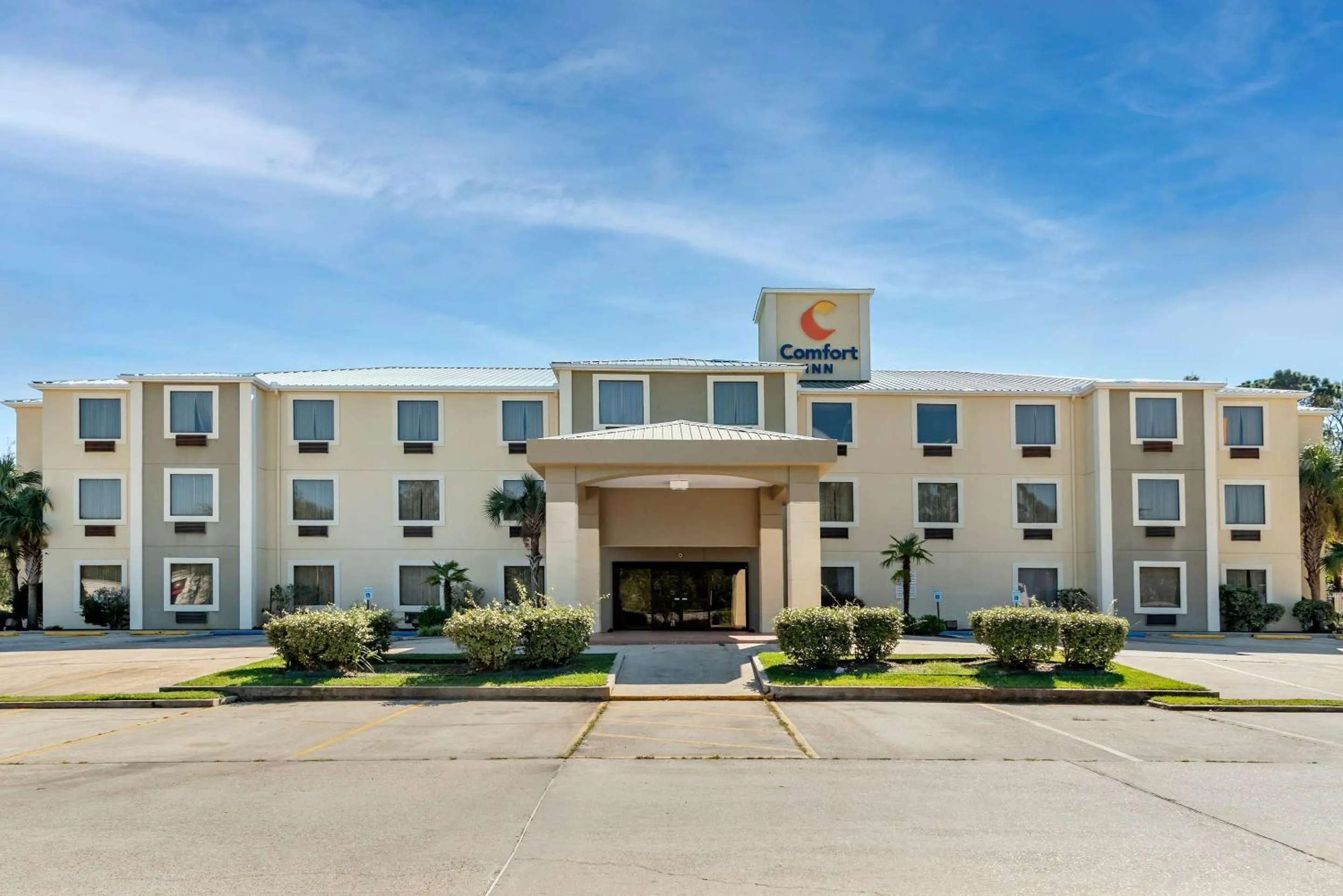 Property building in Comfort Inn Amite