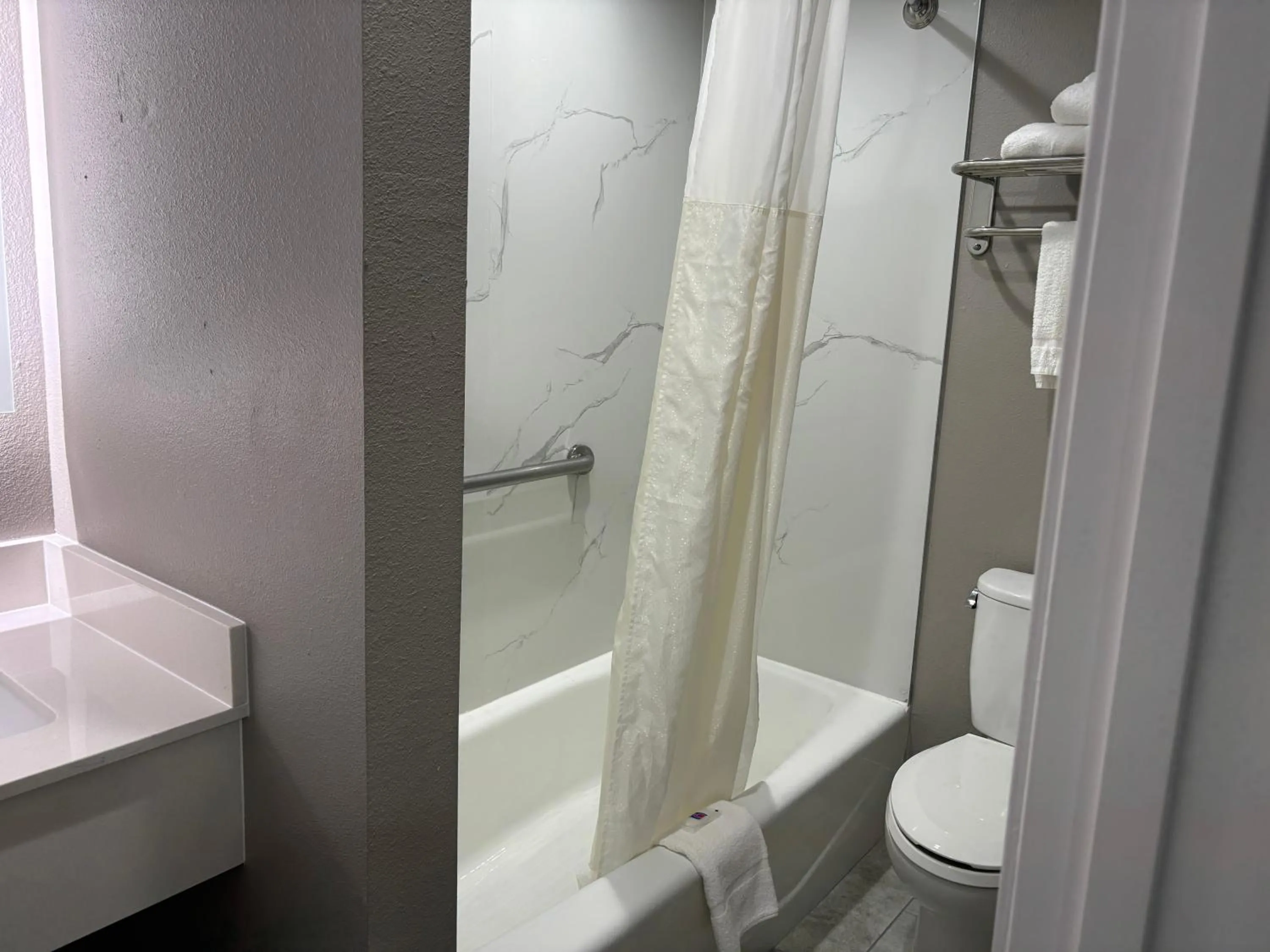 Bathroom in Motel 6-Sulphur, LA