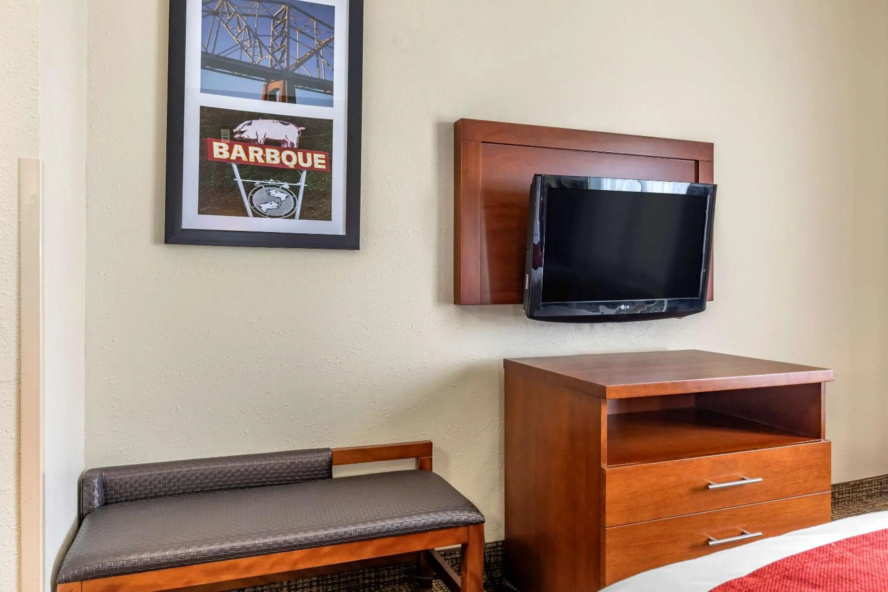 Bedroom in Comfort Suites Shreveport West I-20