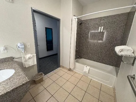 Quality Inn & Suites Houma