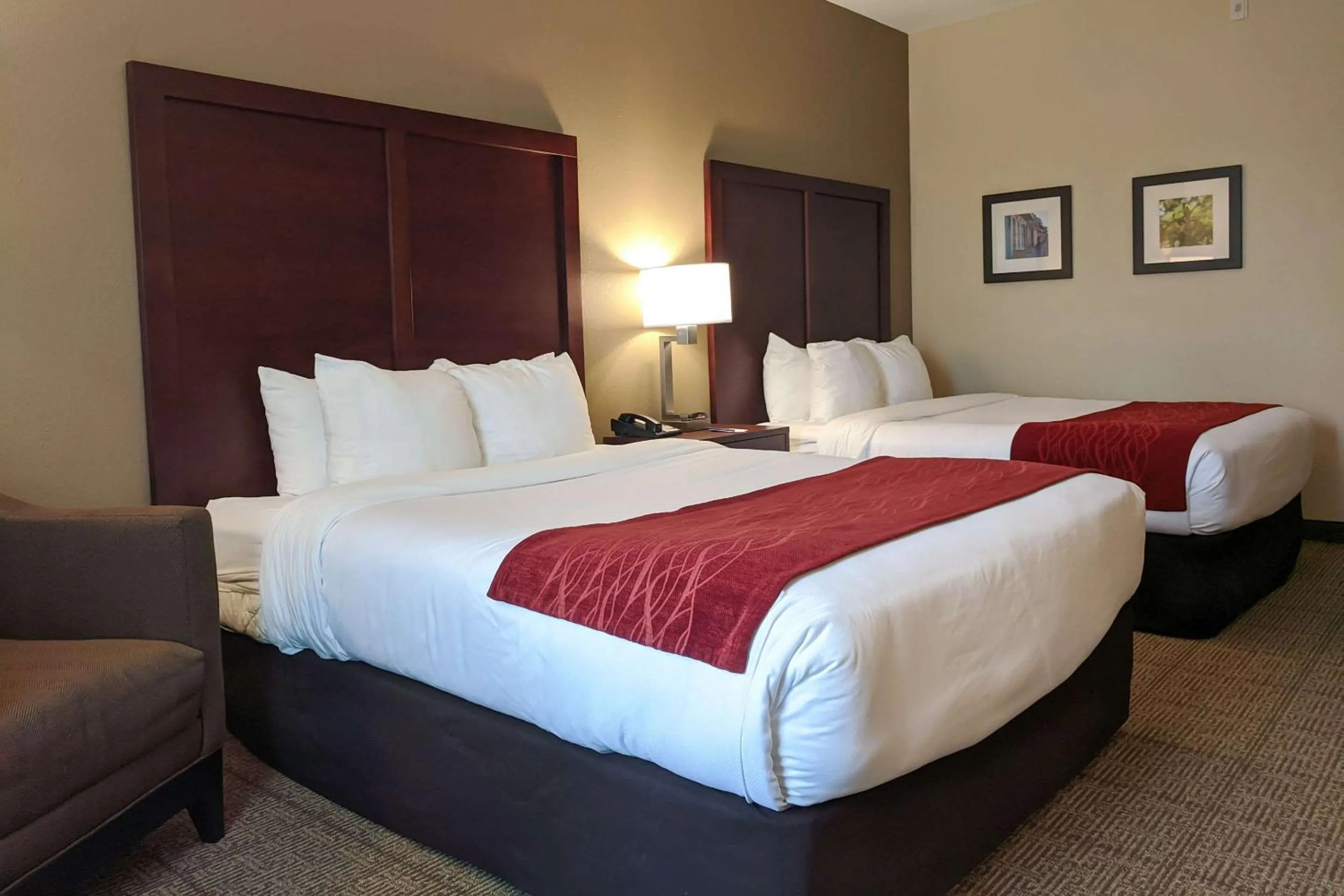 Photo of the whole room, Bed in Comfort Inn Marrero - New Orleans West
