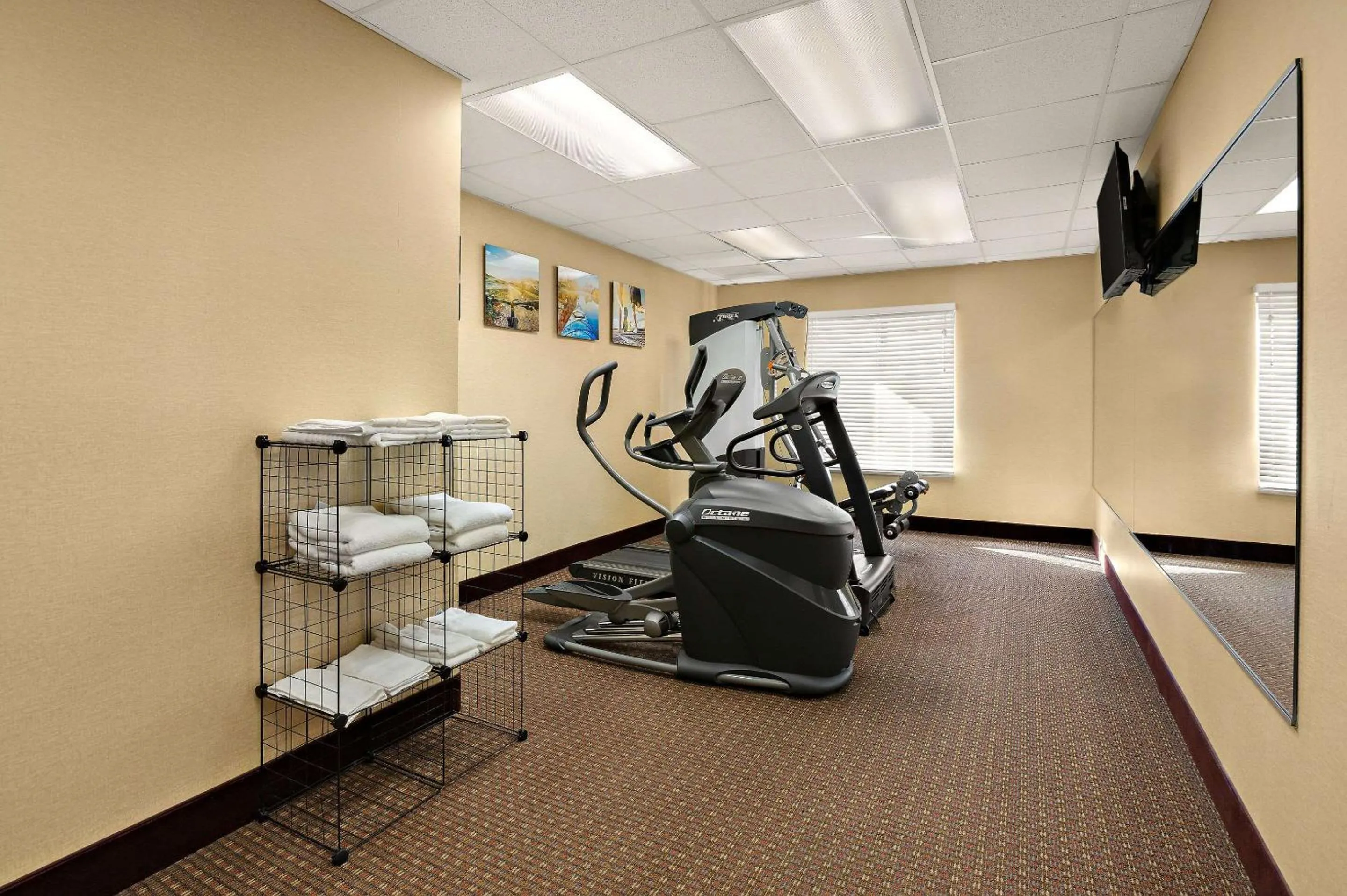 Fitness centre/facilities in Comfort Inn New Orleans Airport South