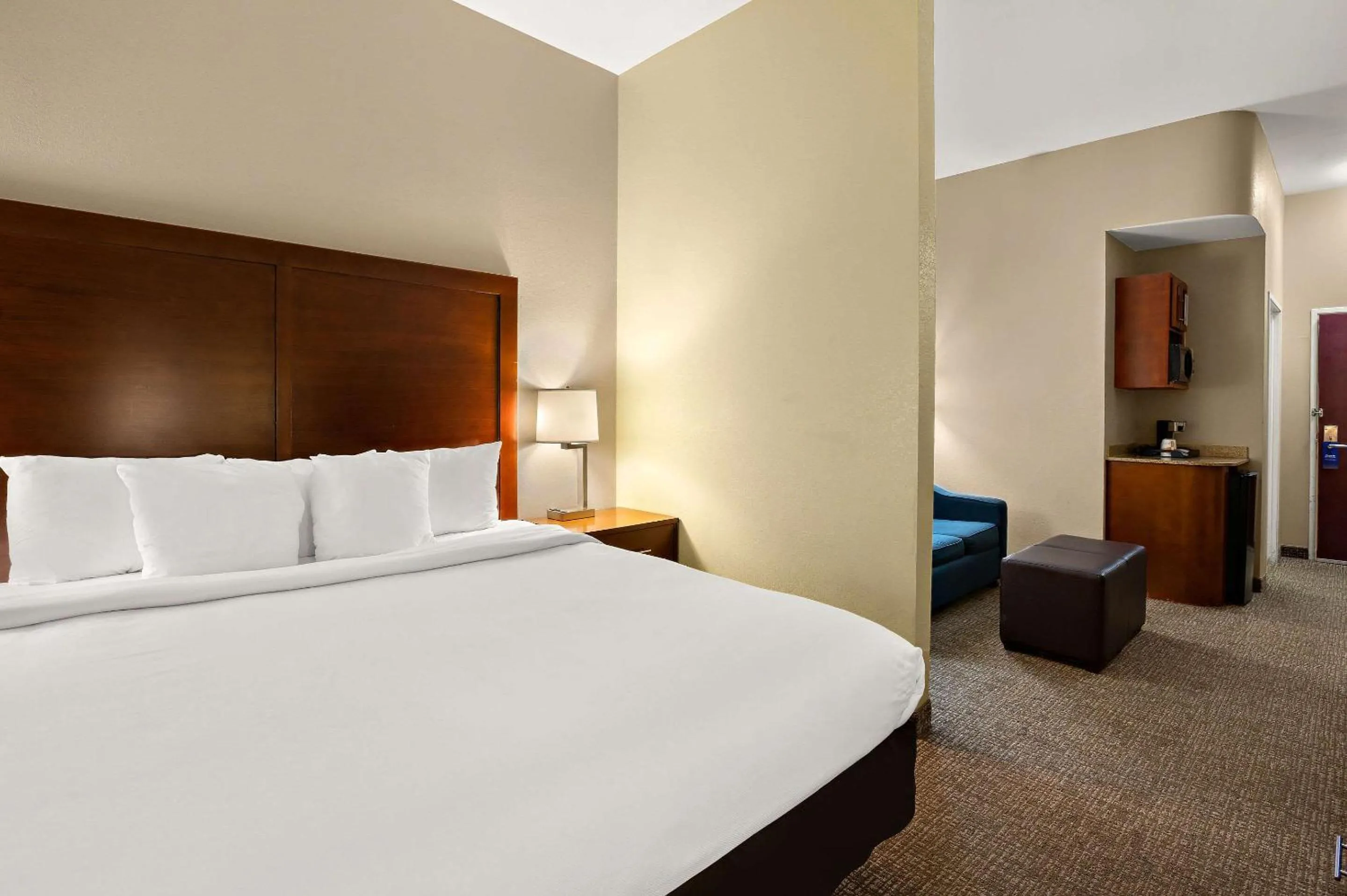 Bedroom in Comfort Inn New Orleans Airport South