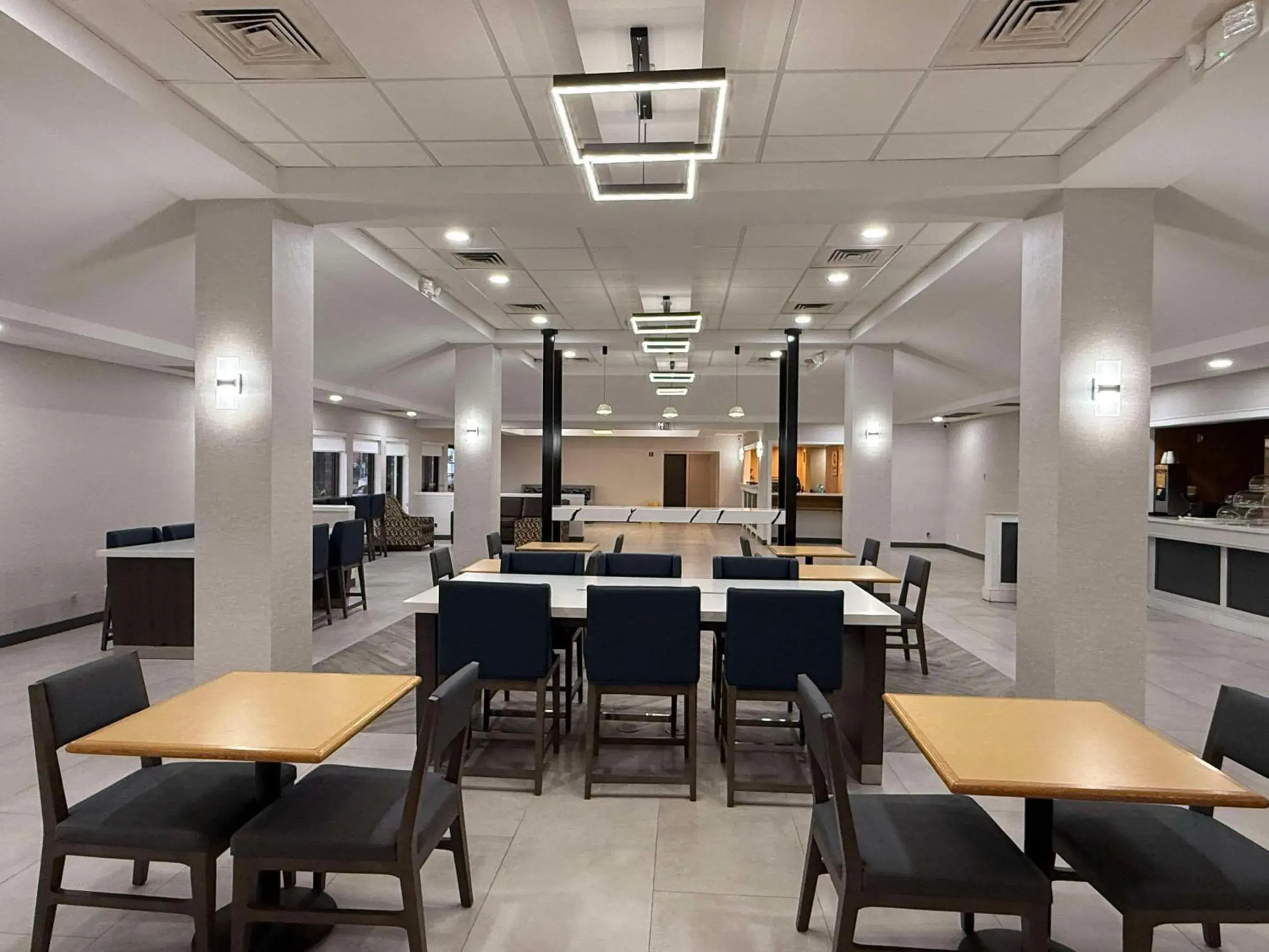 Breakfast in Quality Inn & Suites Baton Rouge West - Port Allen Breakfast in Quality Inn & Suites Baton Rouge West - Port Allen