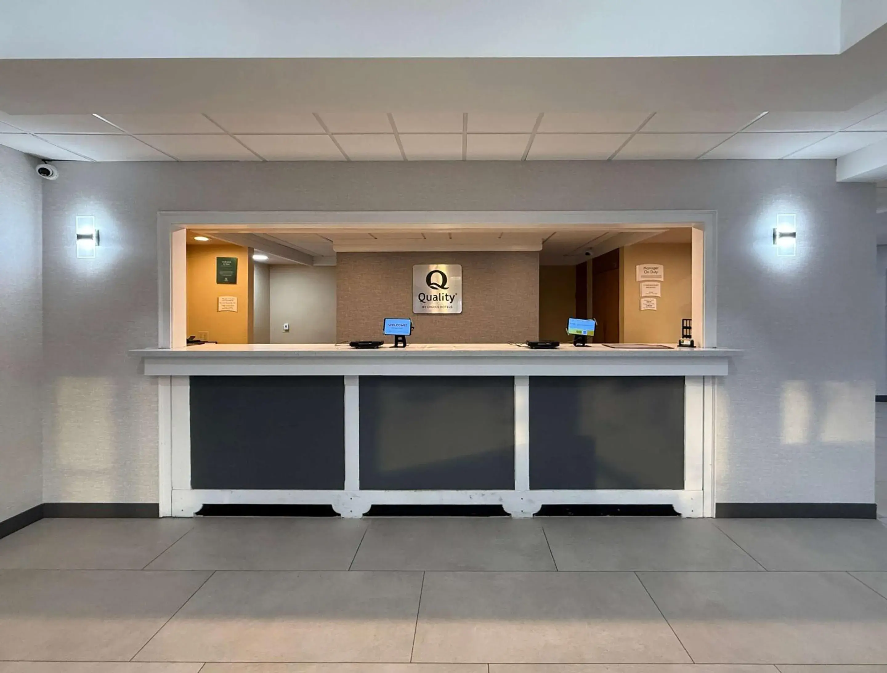 Lobby or reception in Quality Inn & Suites Baton Rouge West - Port Allen Lobby or reception in Quality Inn & Suites Baton Rouge West - Port Allen