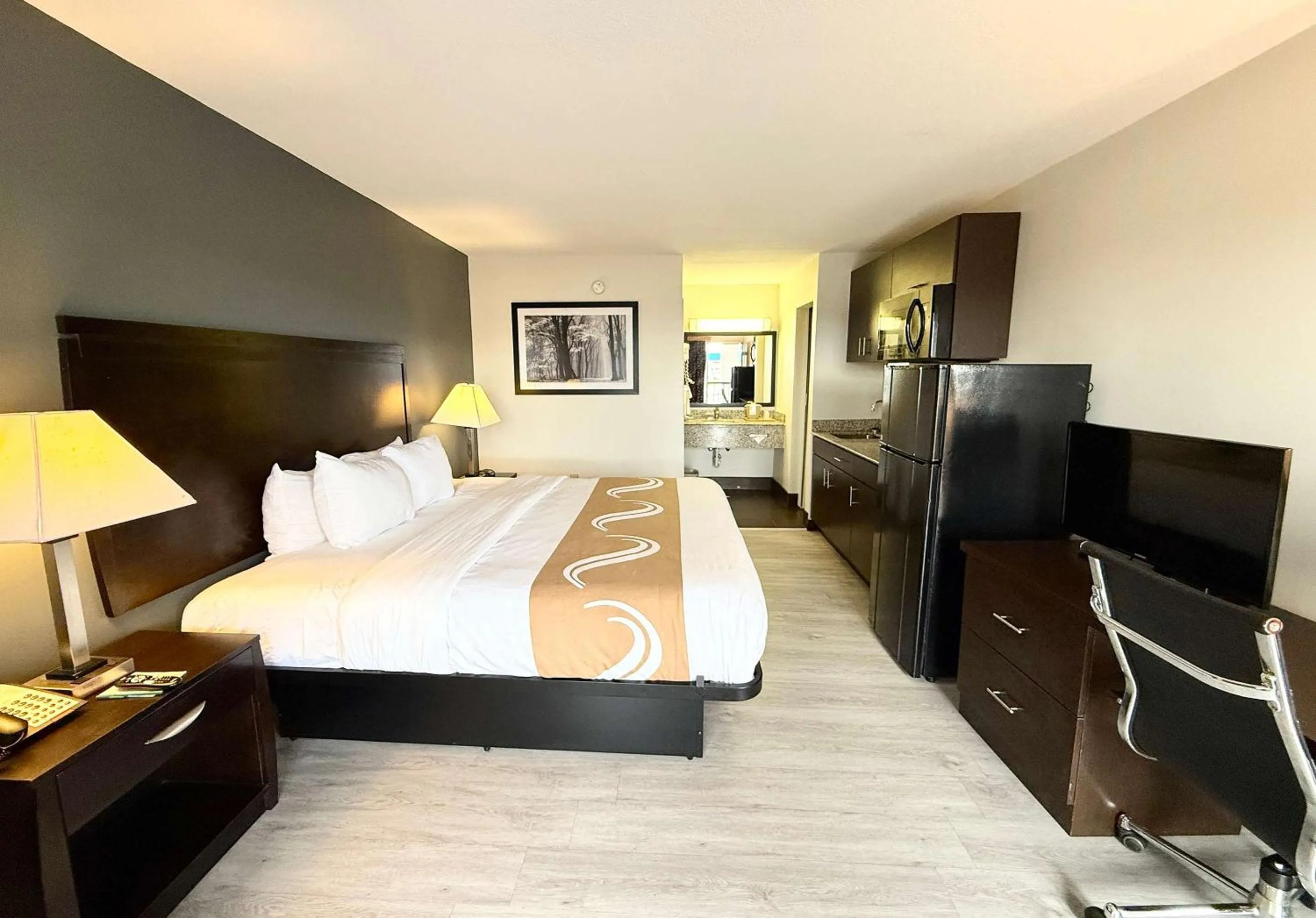 Bedroom, Bed in Quality Inn & Suites Baton Rouge West - Port Allen