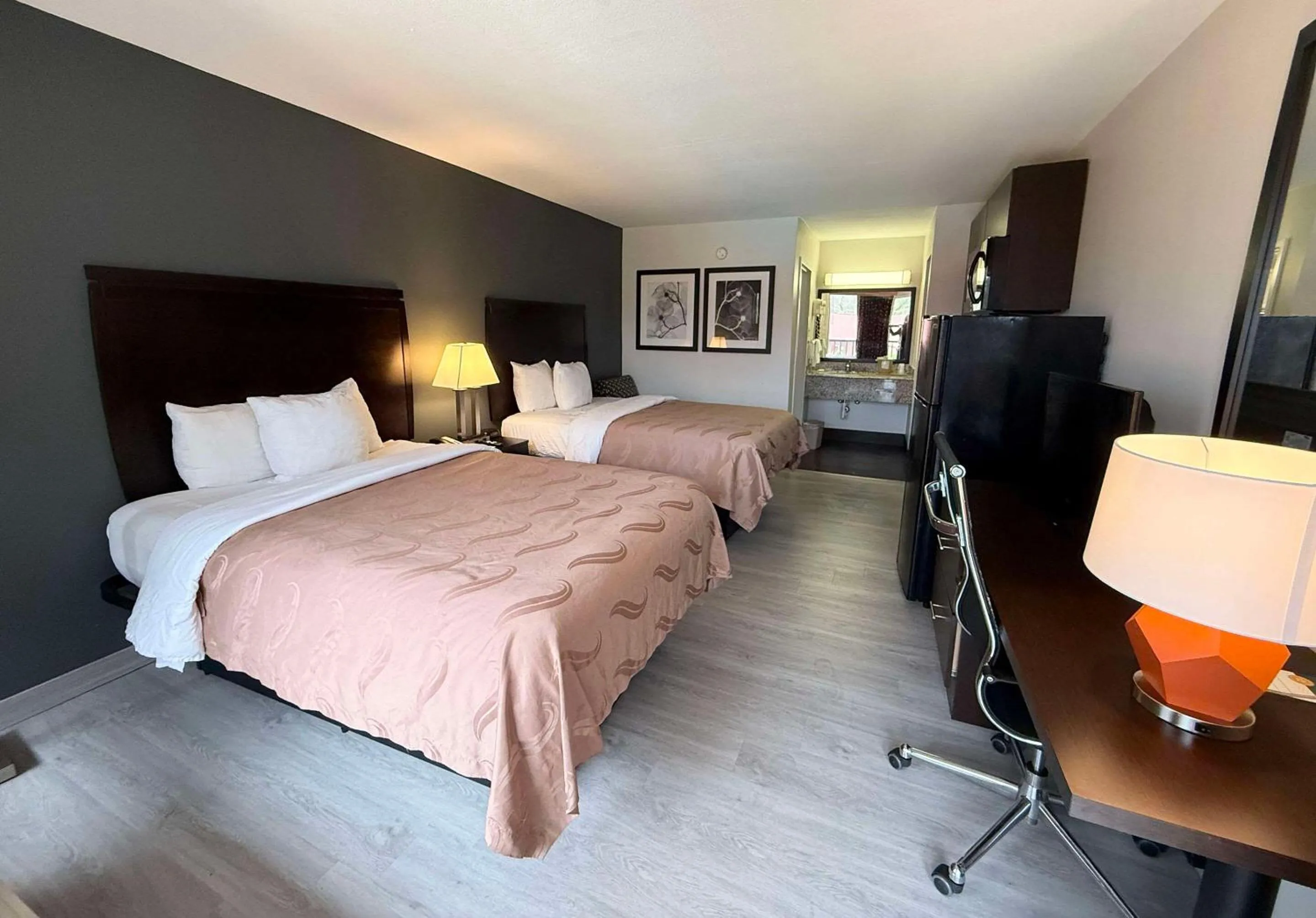 Bedroom, Bed in Quality Inn & Suites Baton Rouge West - Port Allen