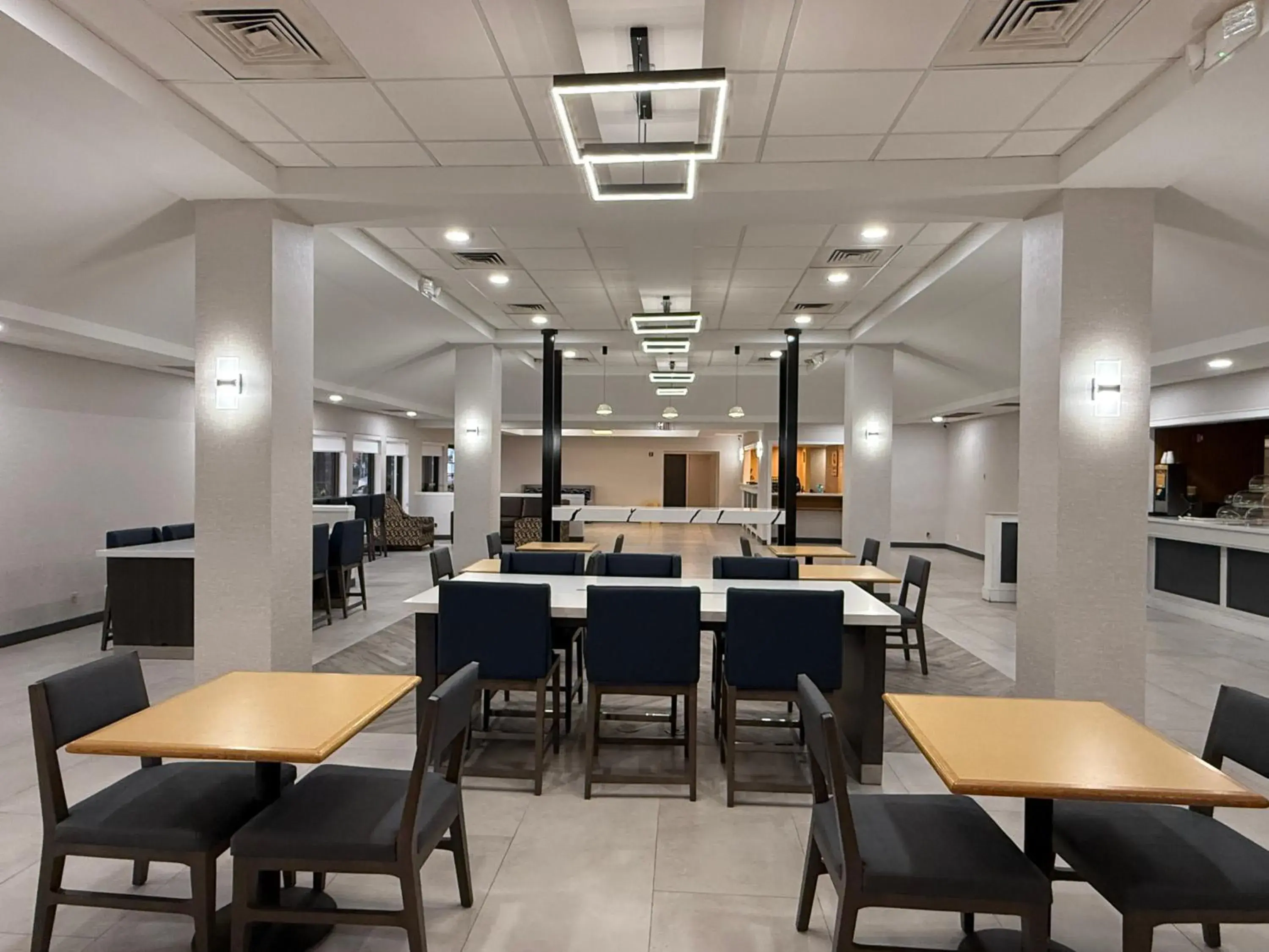 Lobby or reception in Quality Inn & Suites Baton Rouge West - Port Allen Lobby or reception in Quality Inn & Suites Baton Rouge West - Port Allen