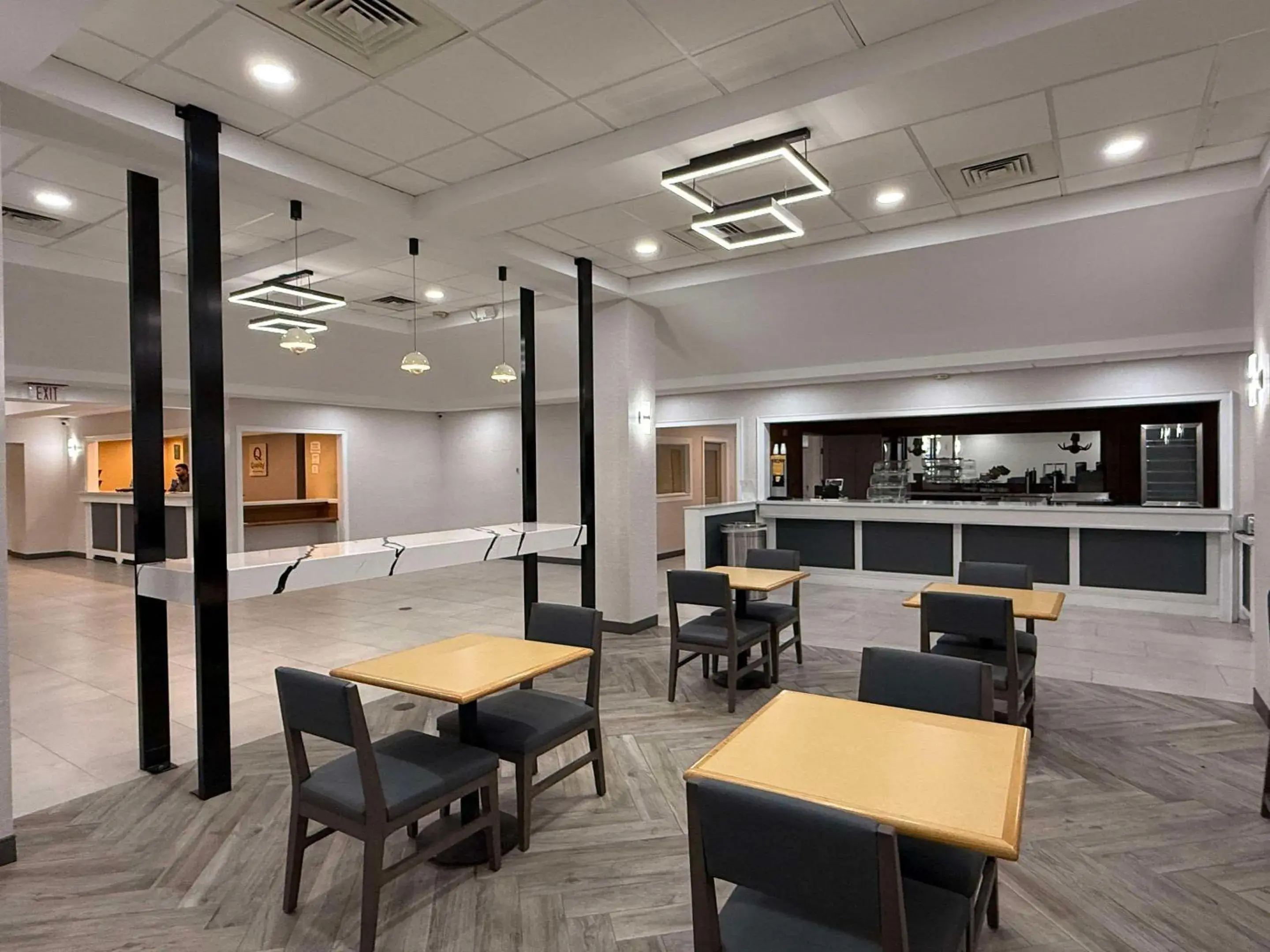 Breakfast in Quality Inn & Suites Baton Rouge West - Port Allen Breakfast in Quality Inn & Suites Baton Rouge West - Port Allen