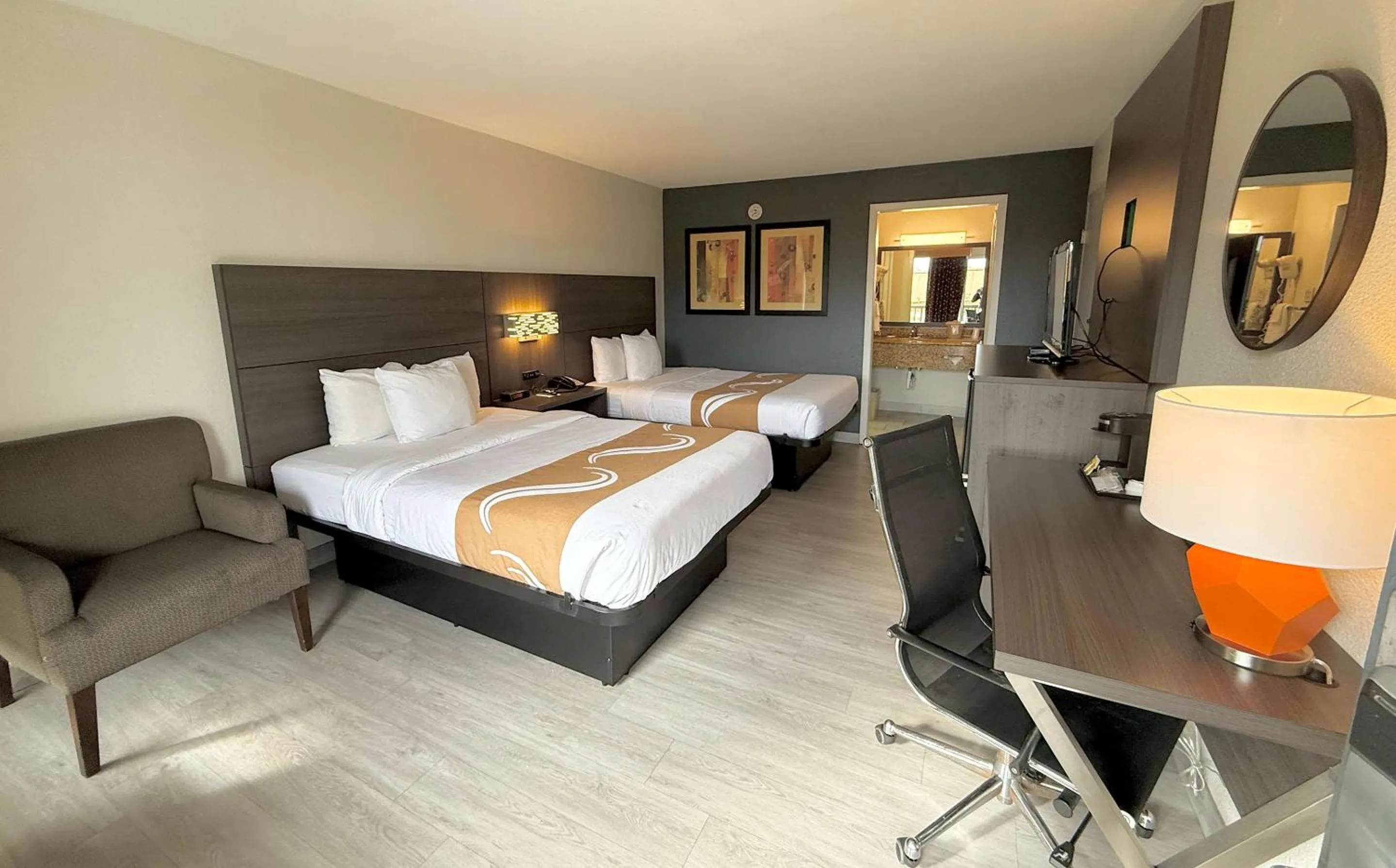 Bedroom, Bed in Quality Inn & Suites Baton Rouge West - Port Allen