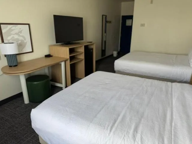 Bed in Spark by Hilton Opelousas