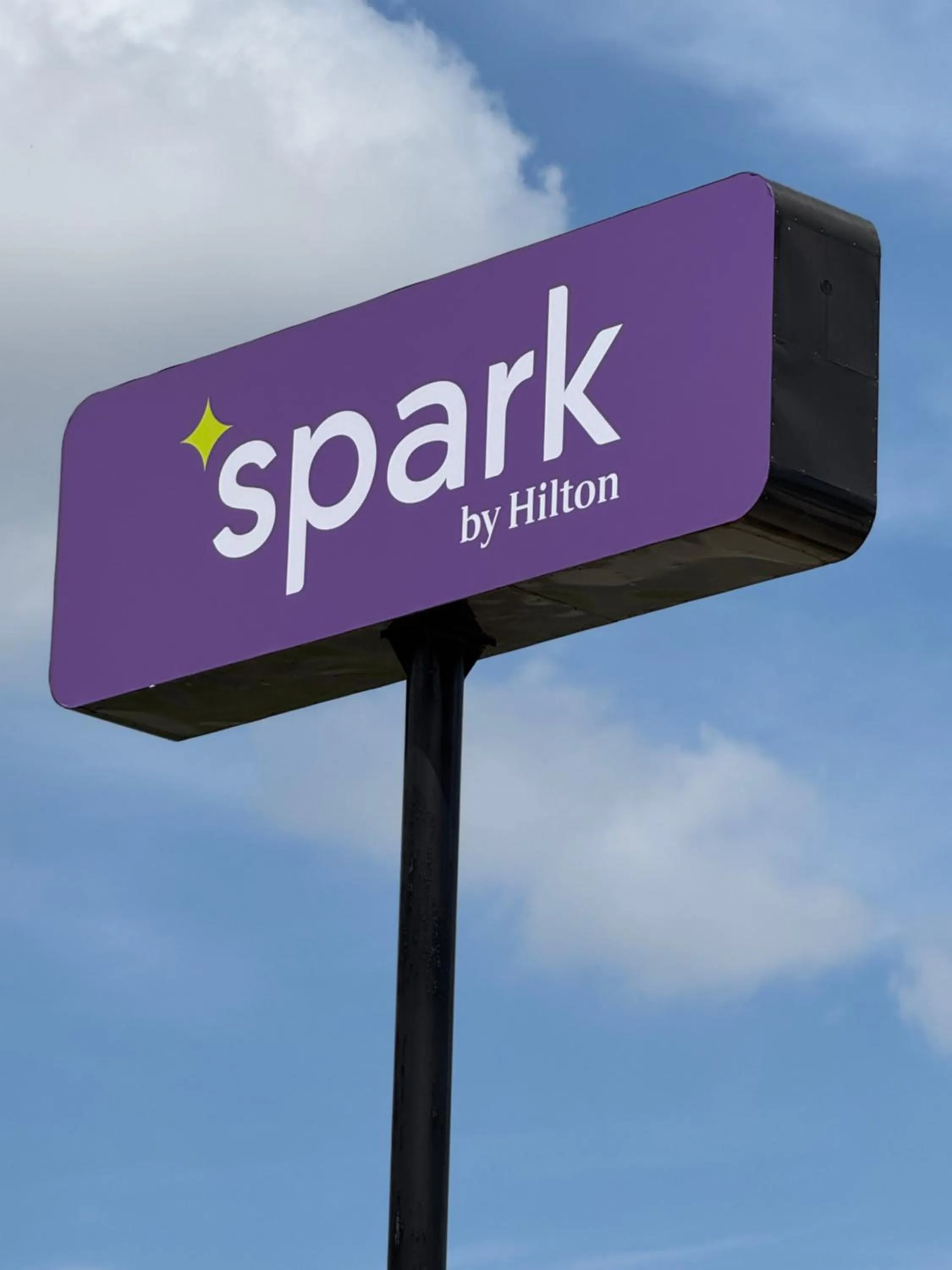 Property logo or sign in Spark by Hilton Opelousas