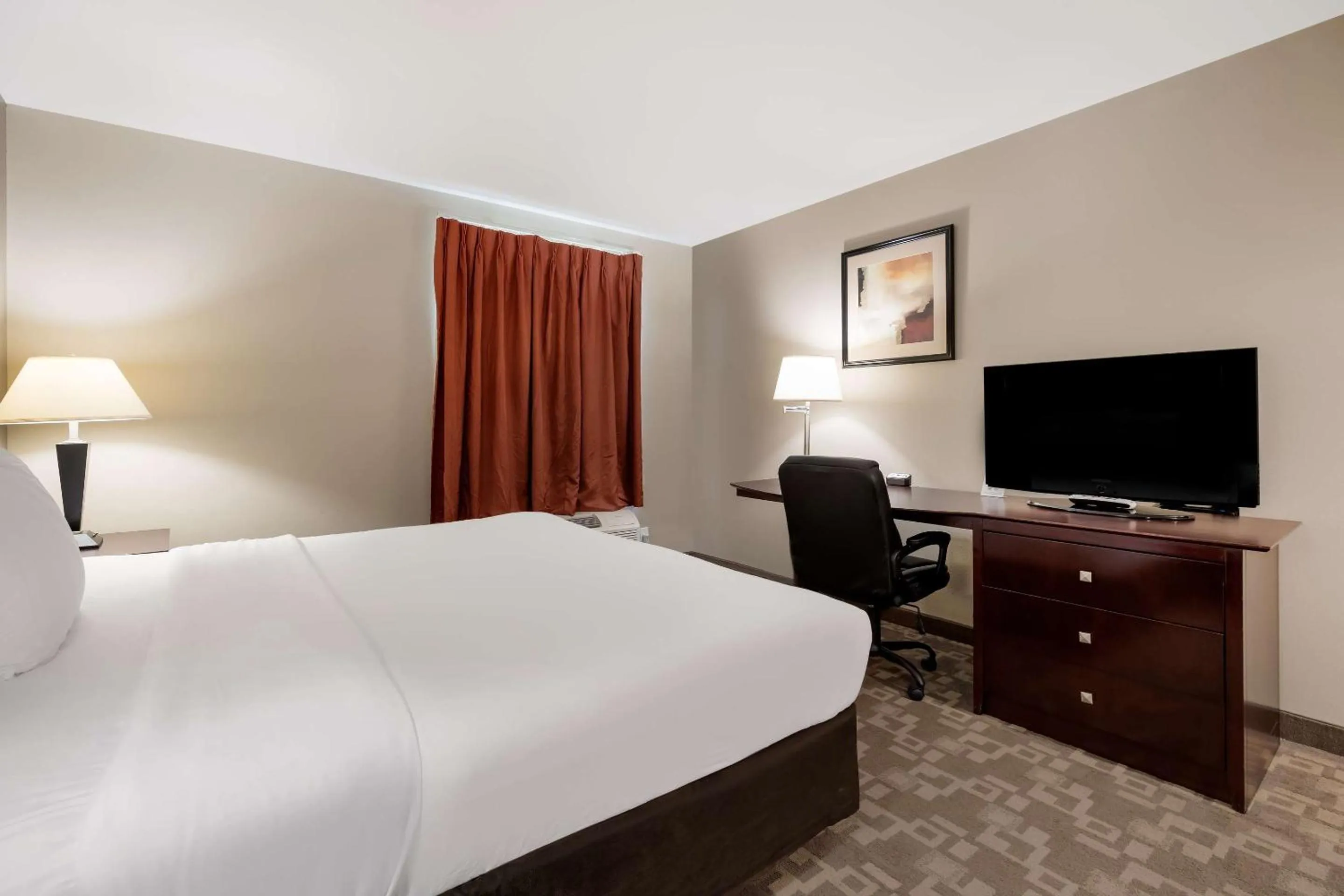 Bedroom, Bed in Suburban Studios Berwick - Morgan City