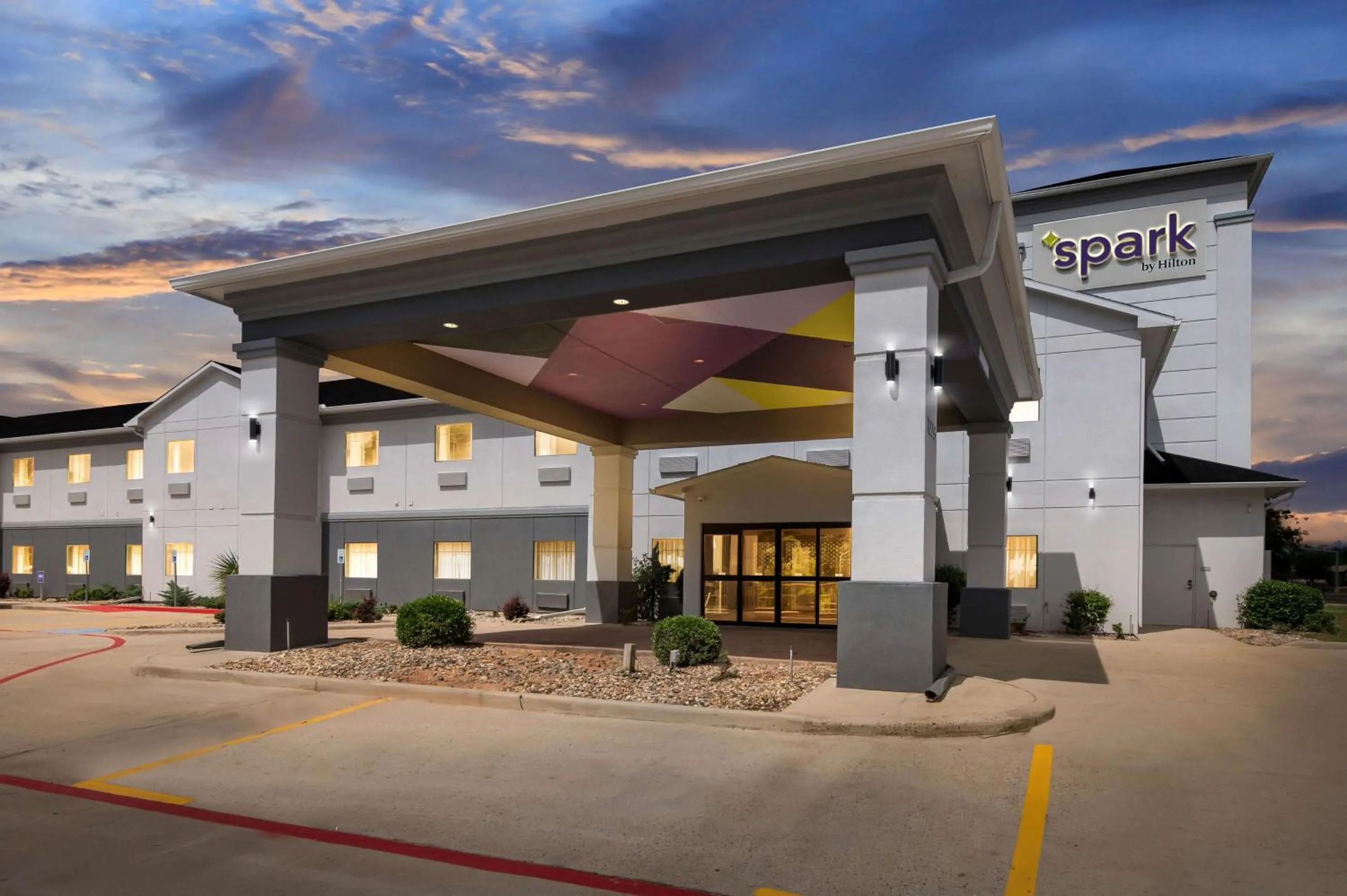 Property building in Comfort Inn & Suites Mansfield