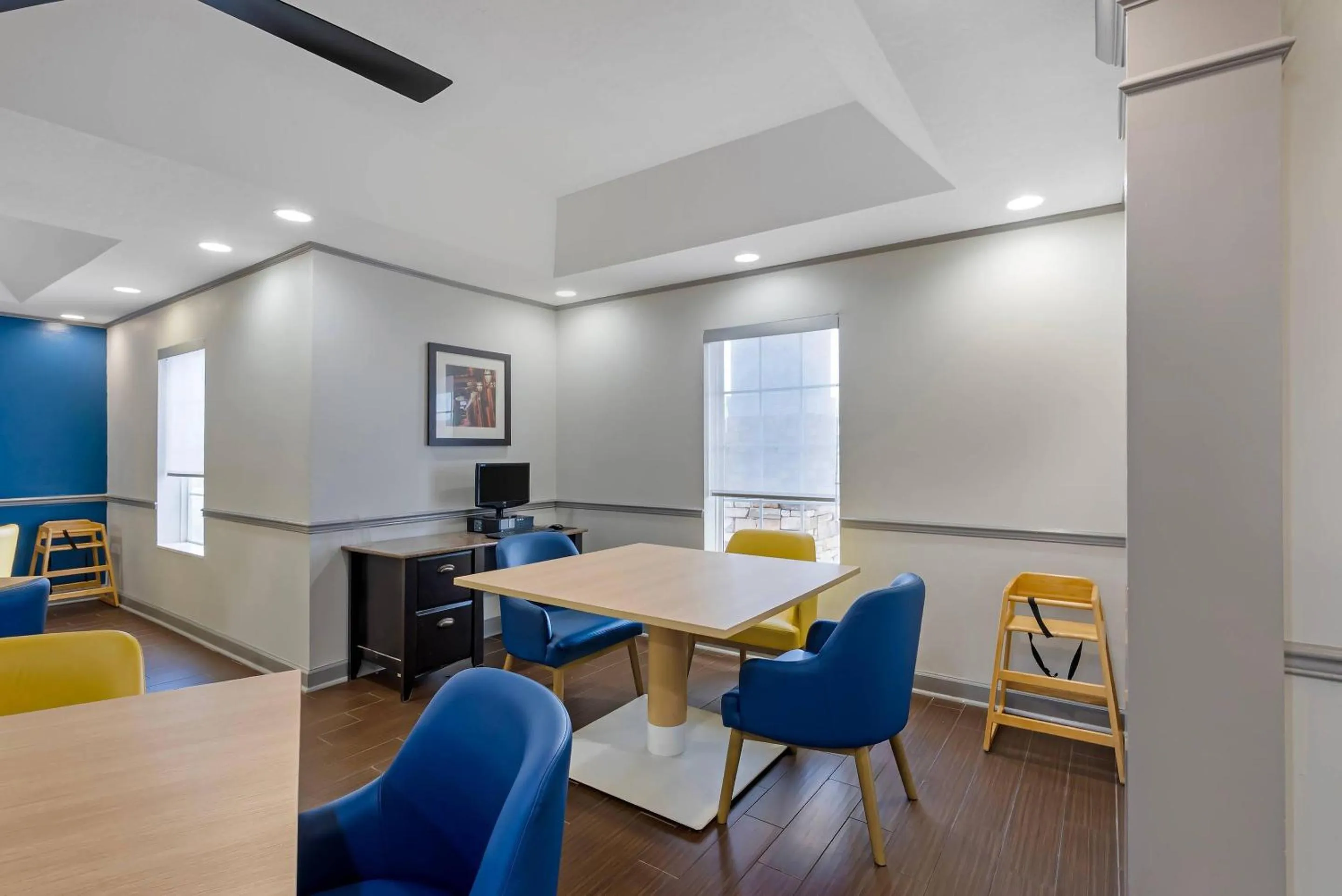 Breakfast in Comfort Inn West Monroe near Sports & Events Center