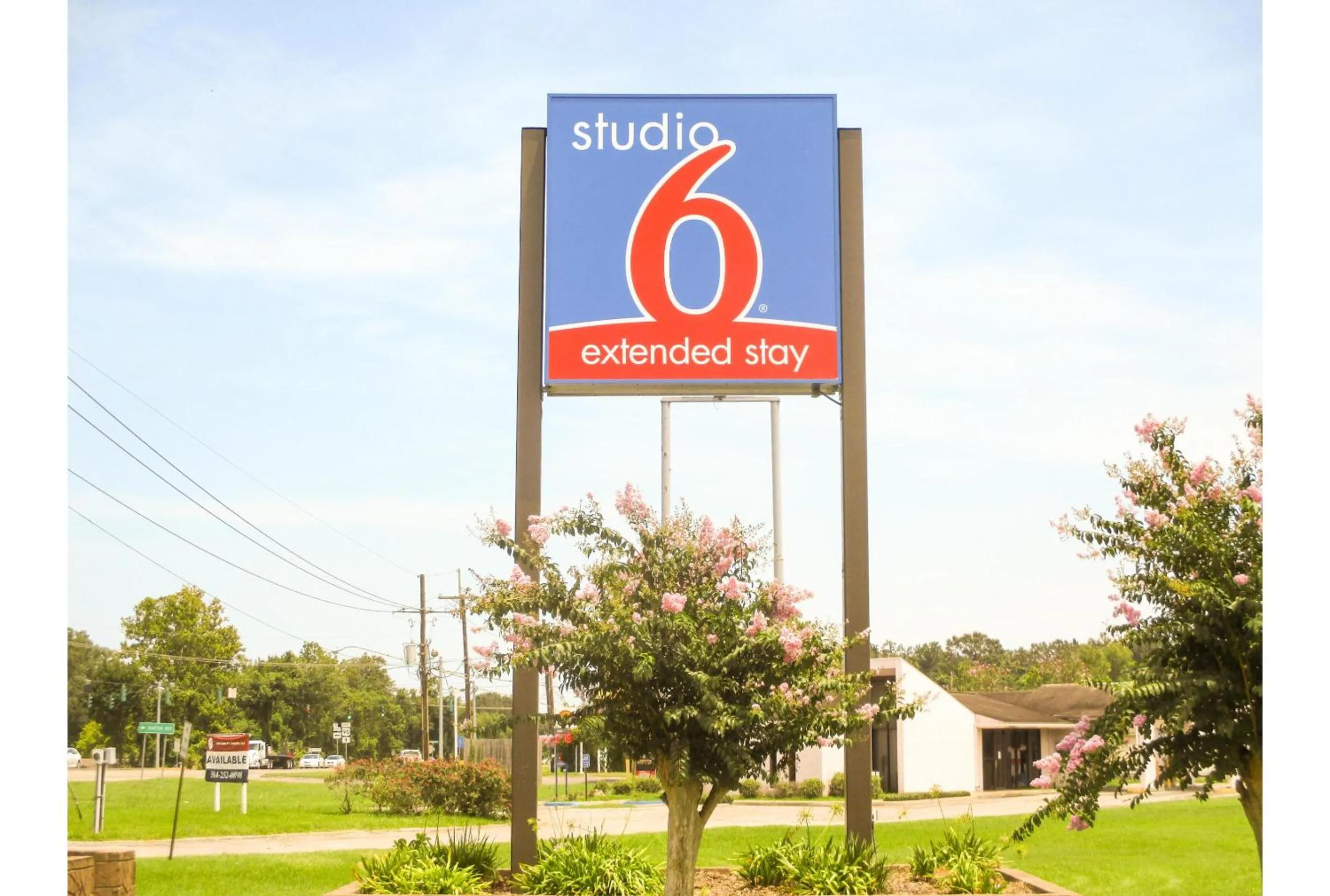 Logo/Certificate/Sign in Studio 6-Luling, LA