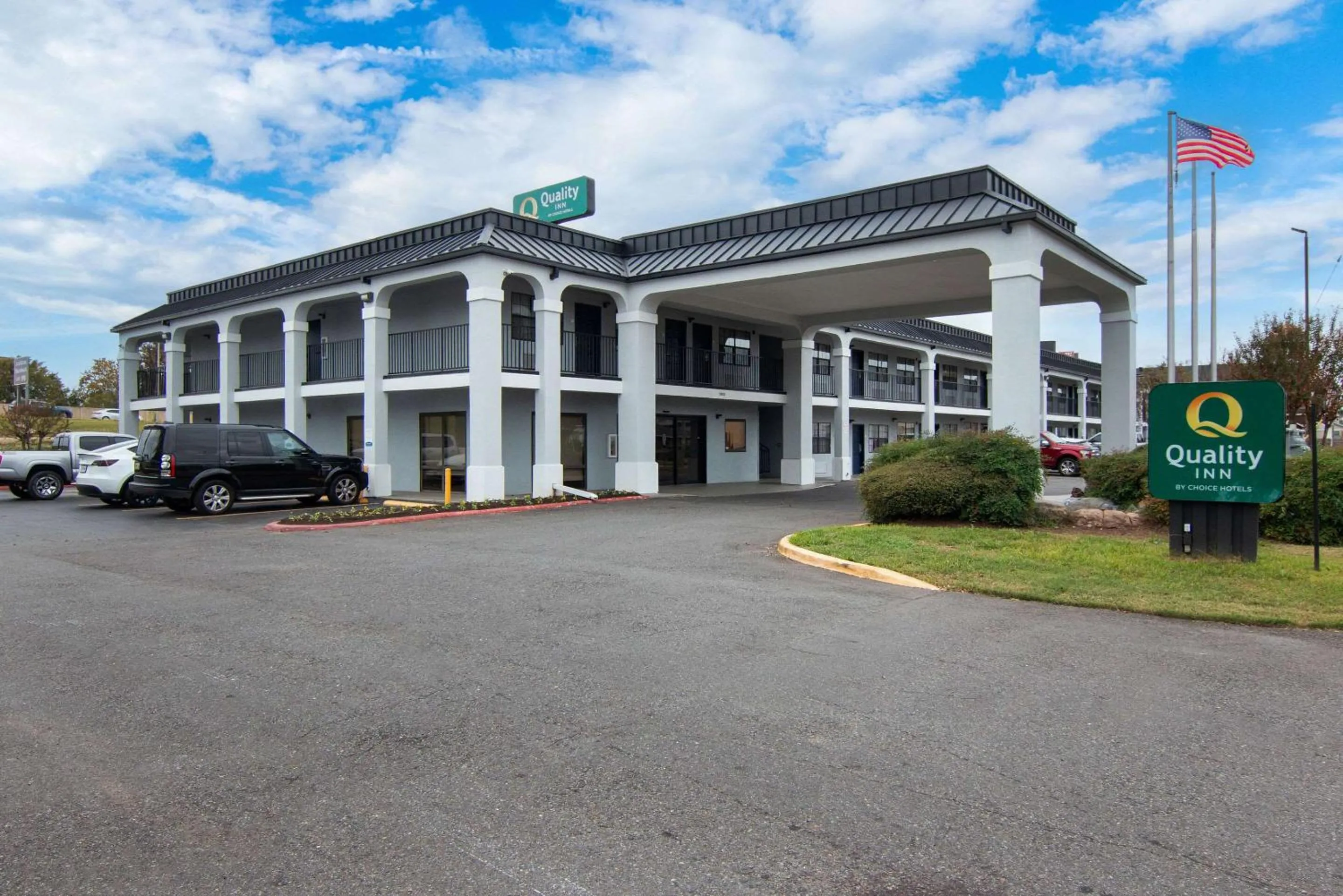 Property building in Quality Inn near Casinos and Convention Center