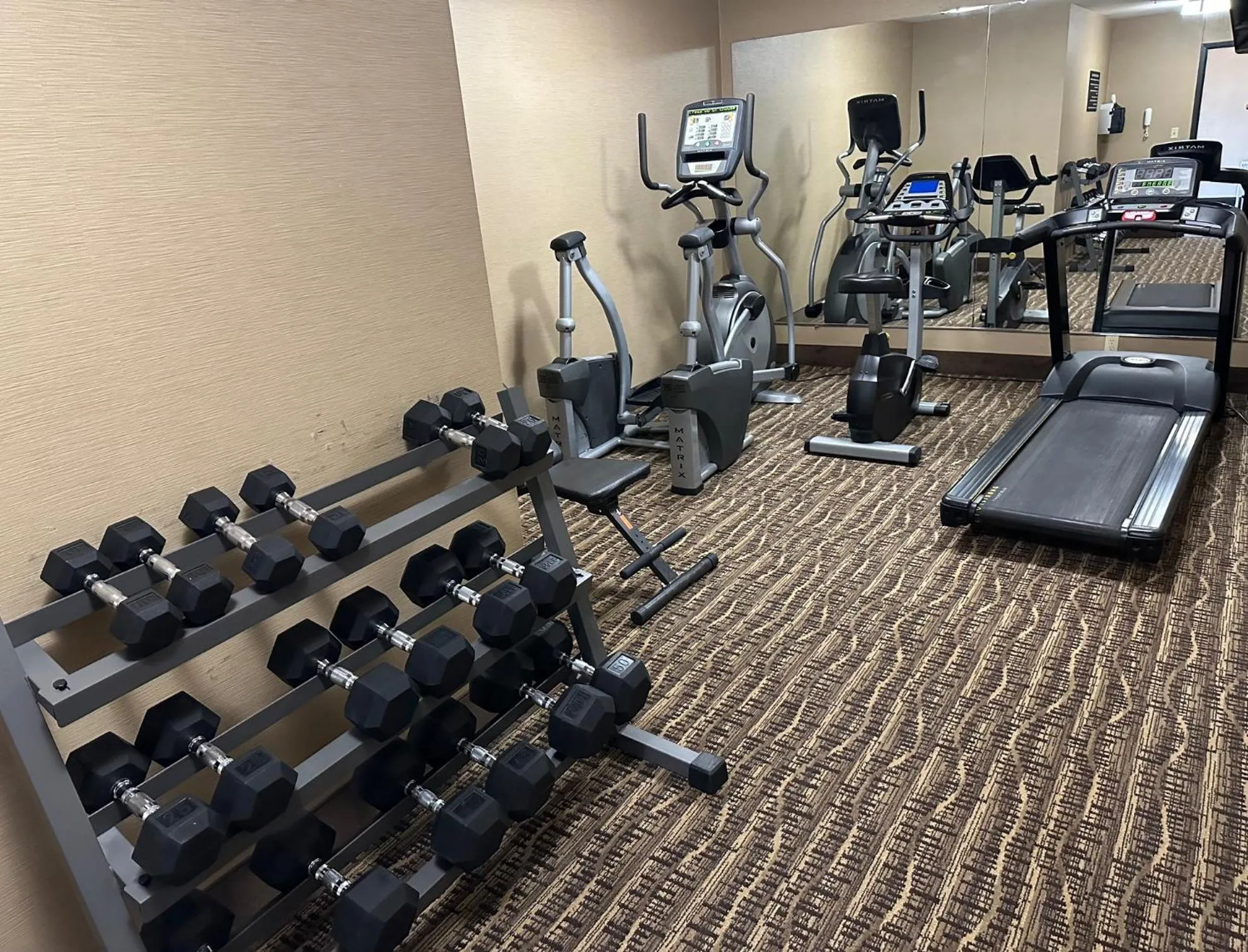 Fitness centre/facilities in Super 8 by Wyndham Alexandria LA