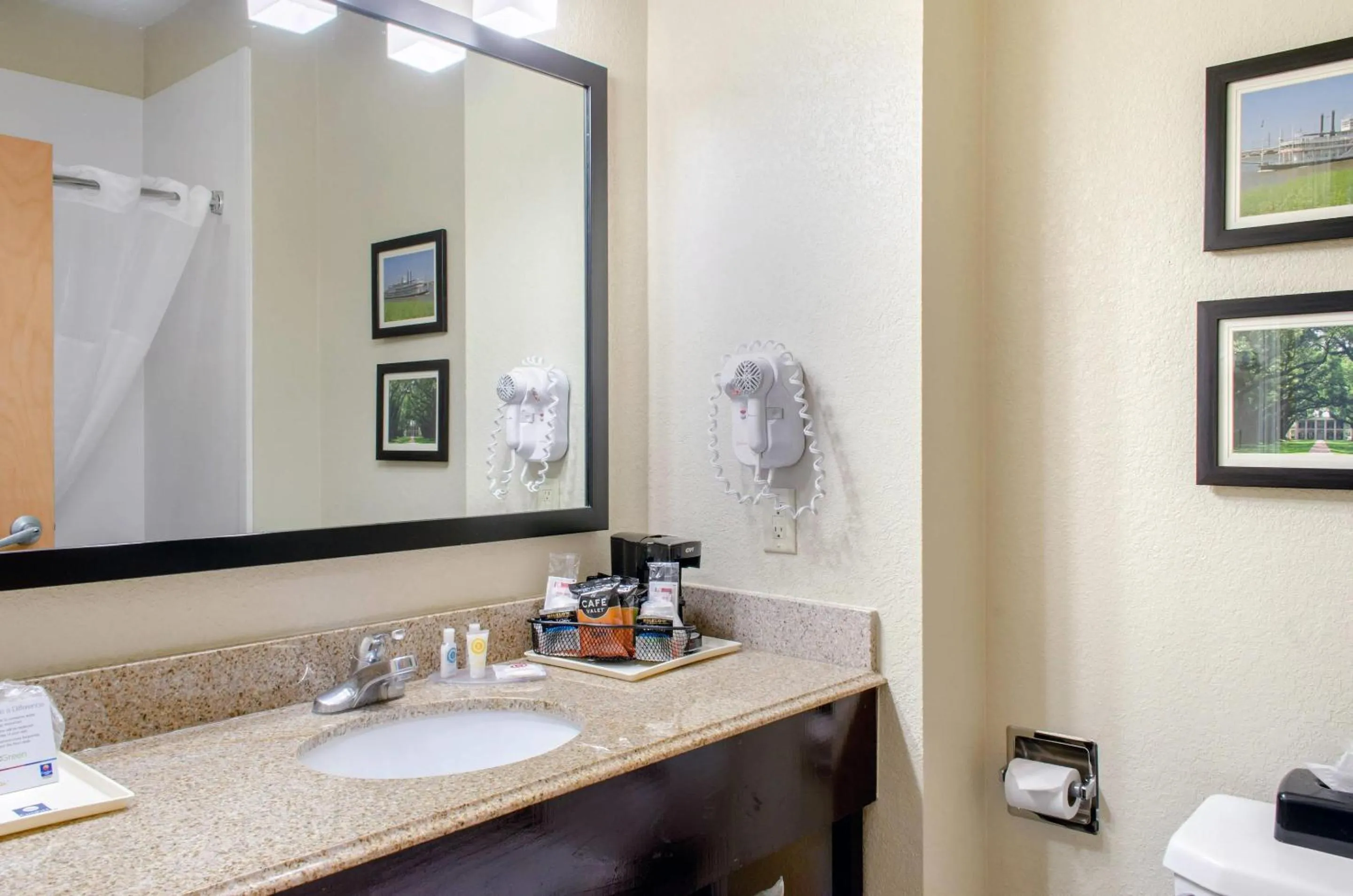 Bedroom in Comfort Inn & Suites Covington - Mandeville