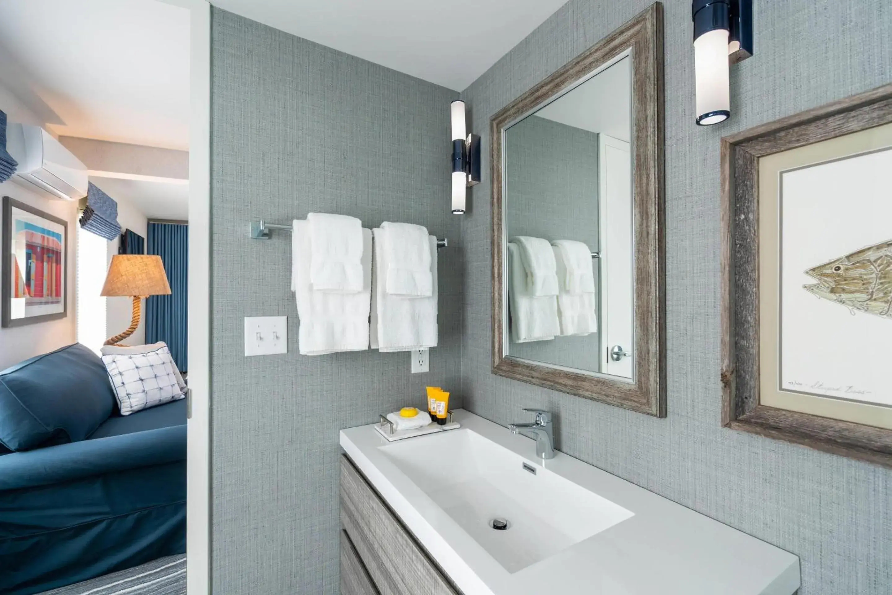 Bedroom in Edgar Hotel Martha's Vineyard, an Ascend Collection Hotel Bedroom in Edgar Hotel Martha's Vineyard, an Ascend Collection Hotel