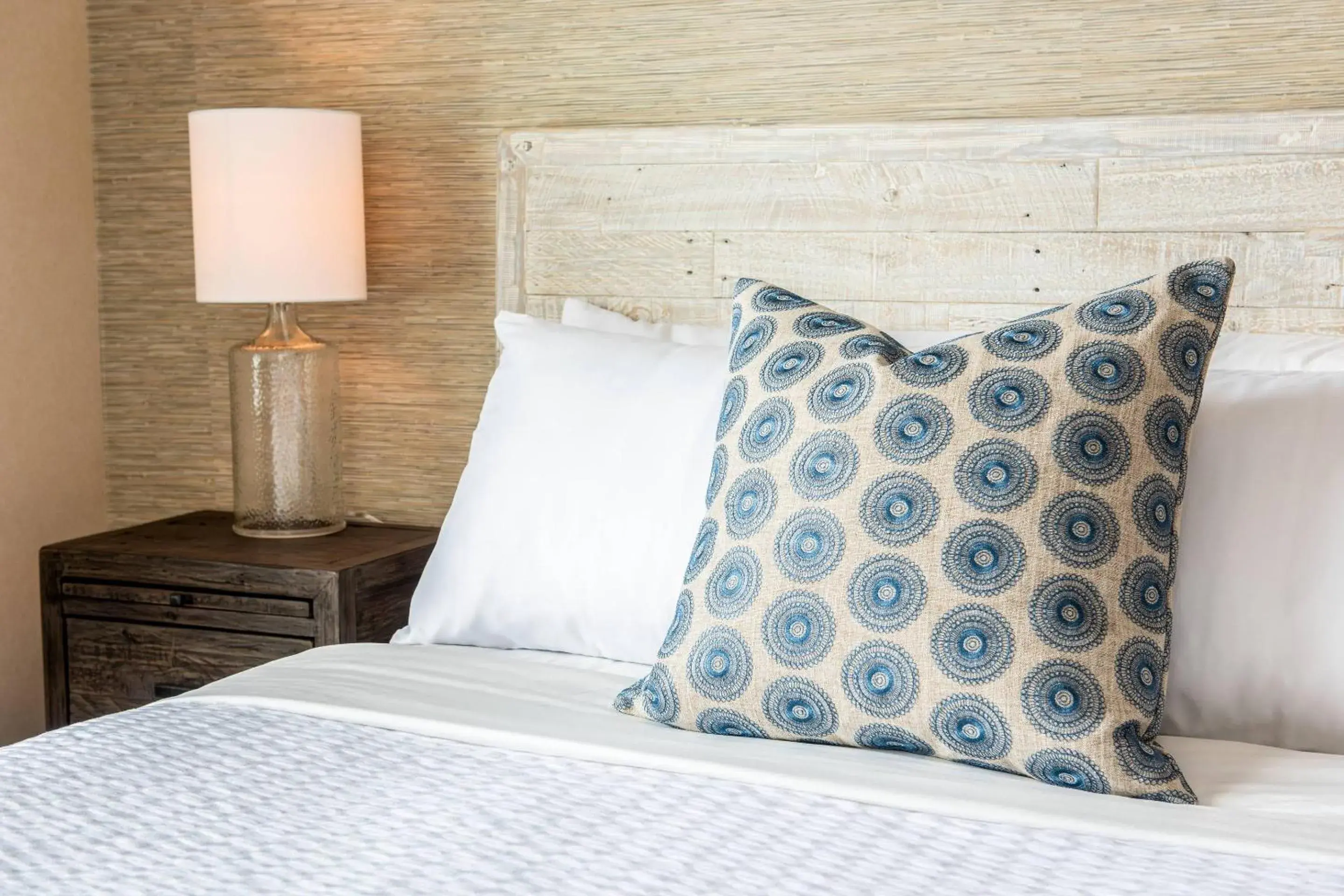 Bedroom, Bed in Edgar Hotel Martha's Vineyard, an Ascend Collection Hotel Bedroom, Bed in Edgar Hotel Martha's Vineyard, an Ascend Collection Hotel