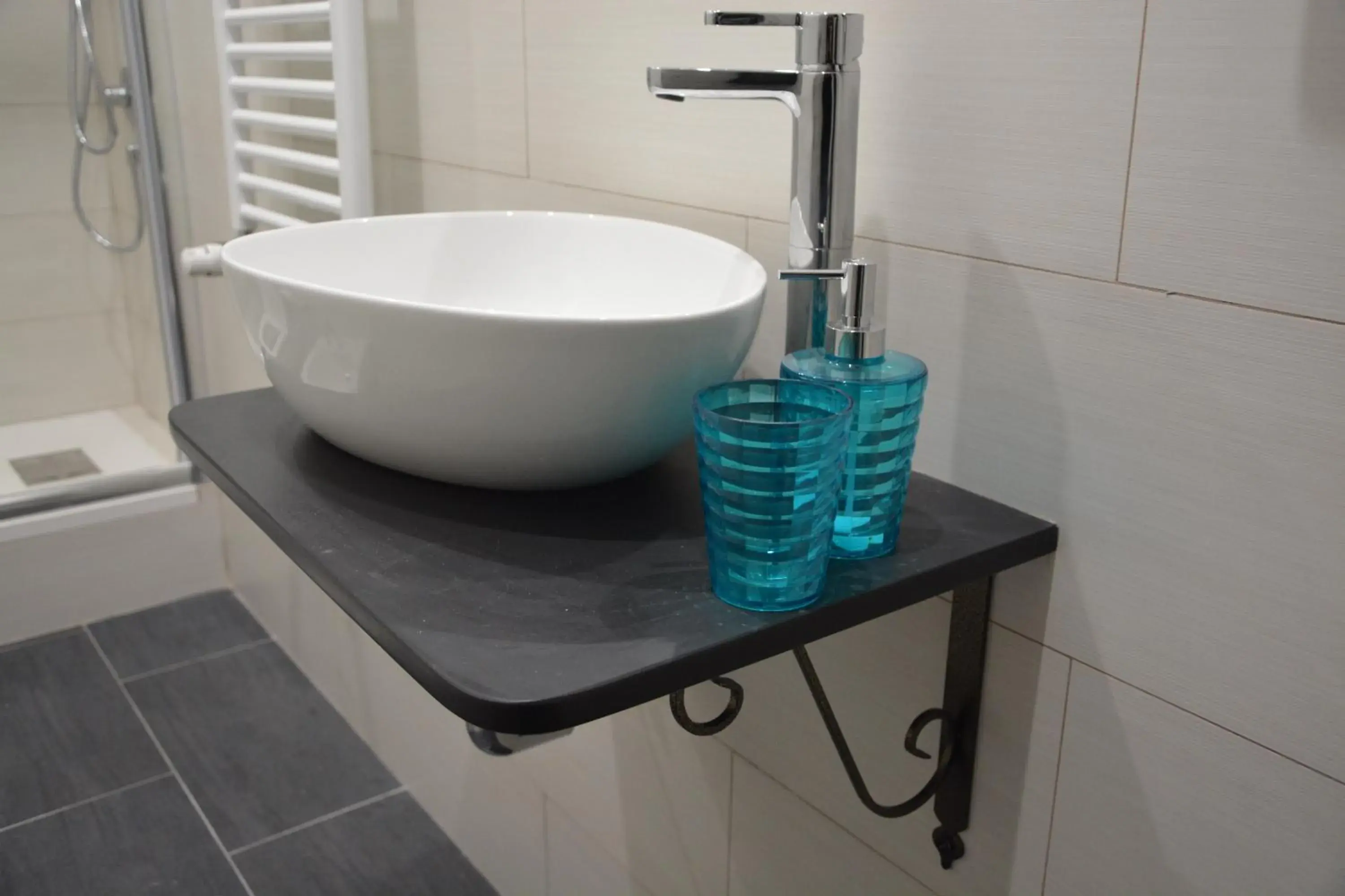 Double or Twin Room with Kitchenette - single occupancy in Casa dei nonni Double or Twin Room with Kitchenette - single occupancy in Casa dei nonni