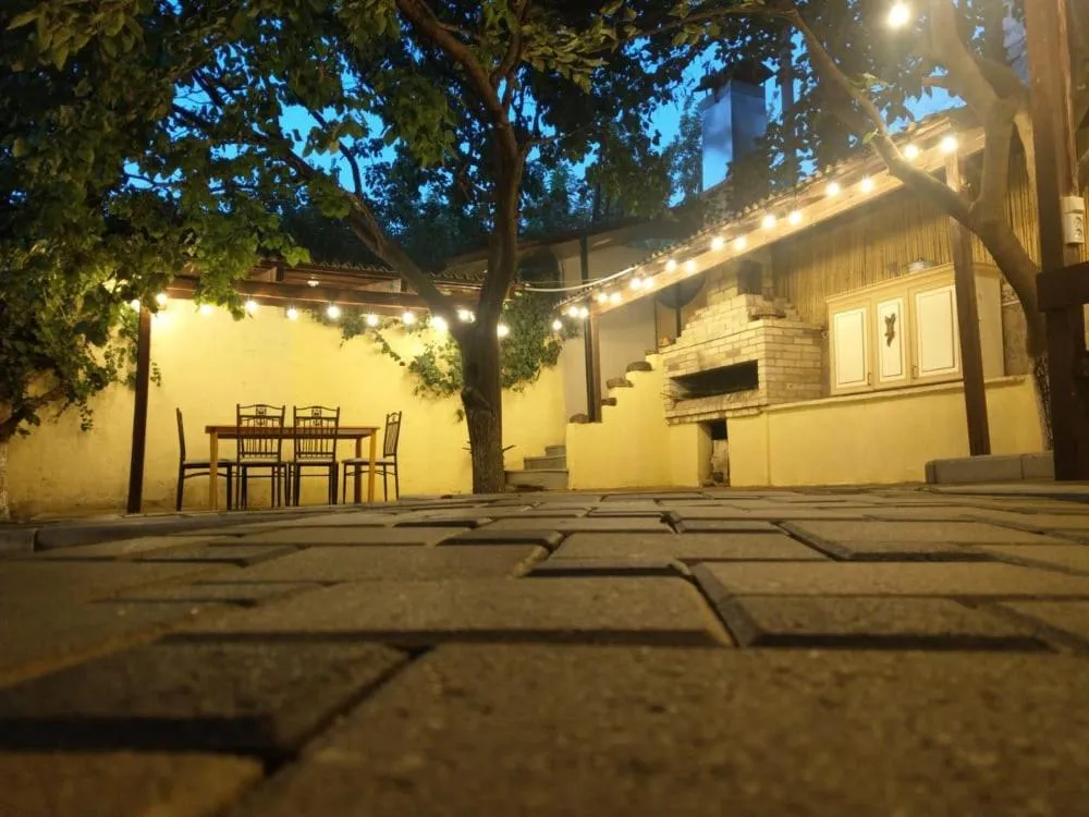 Li Yes Yerevan hotel