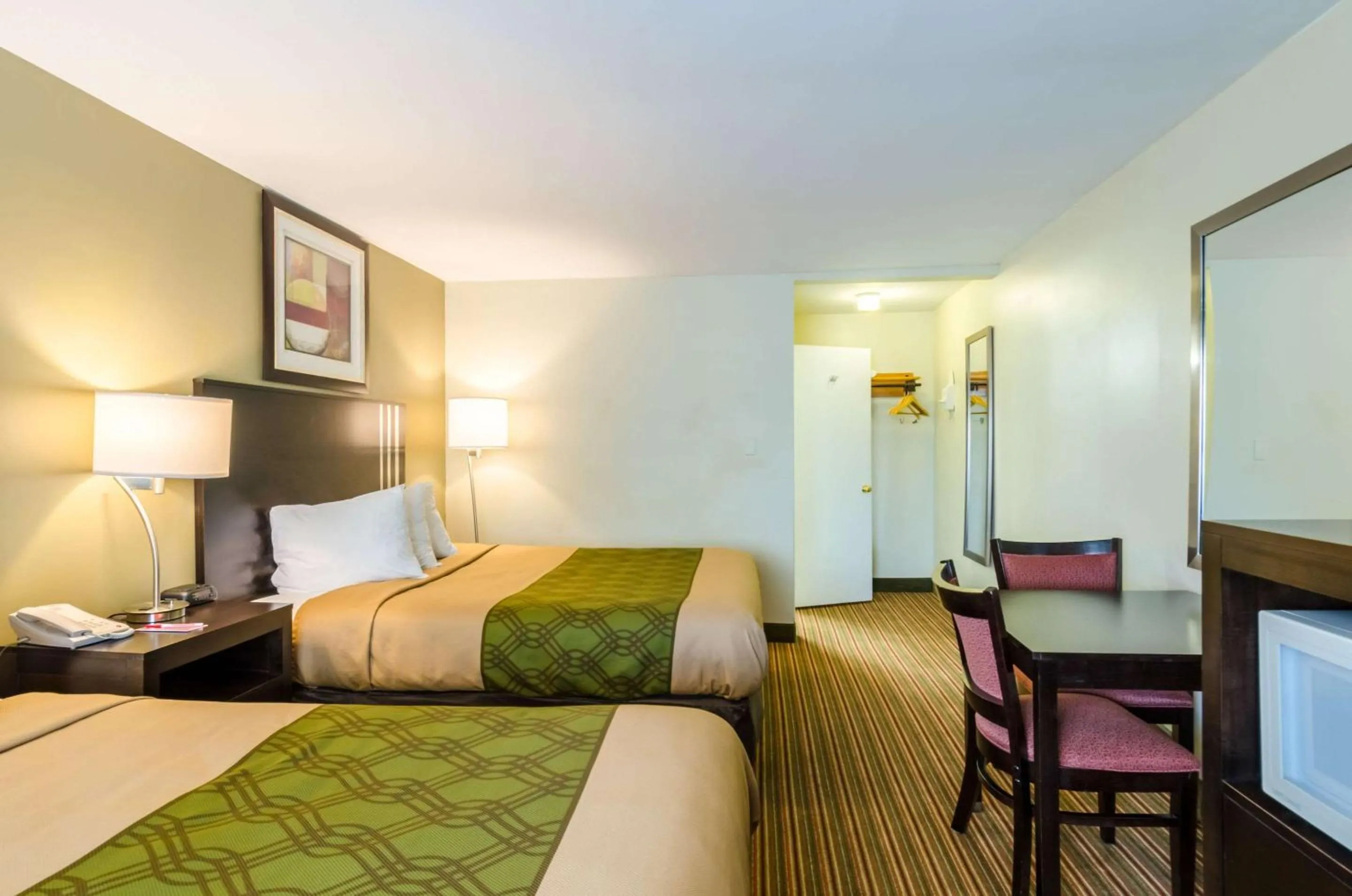 Photo of the whole room, Bed in Fairbridge Inn Express Pittsfield