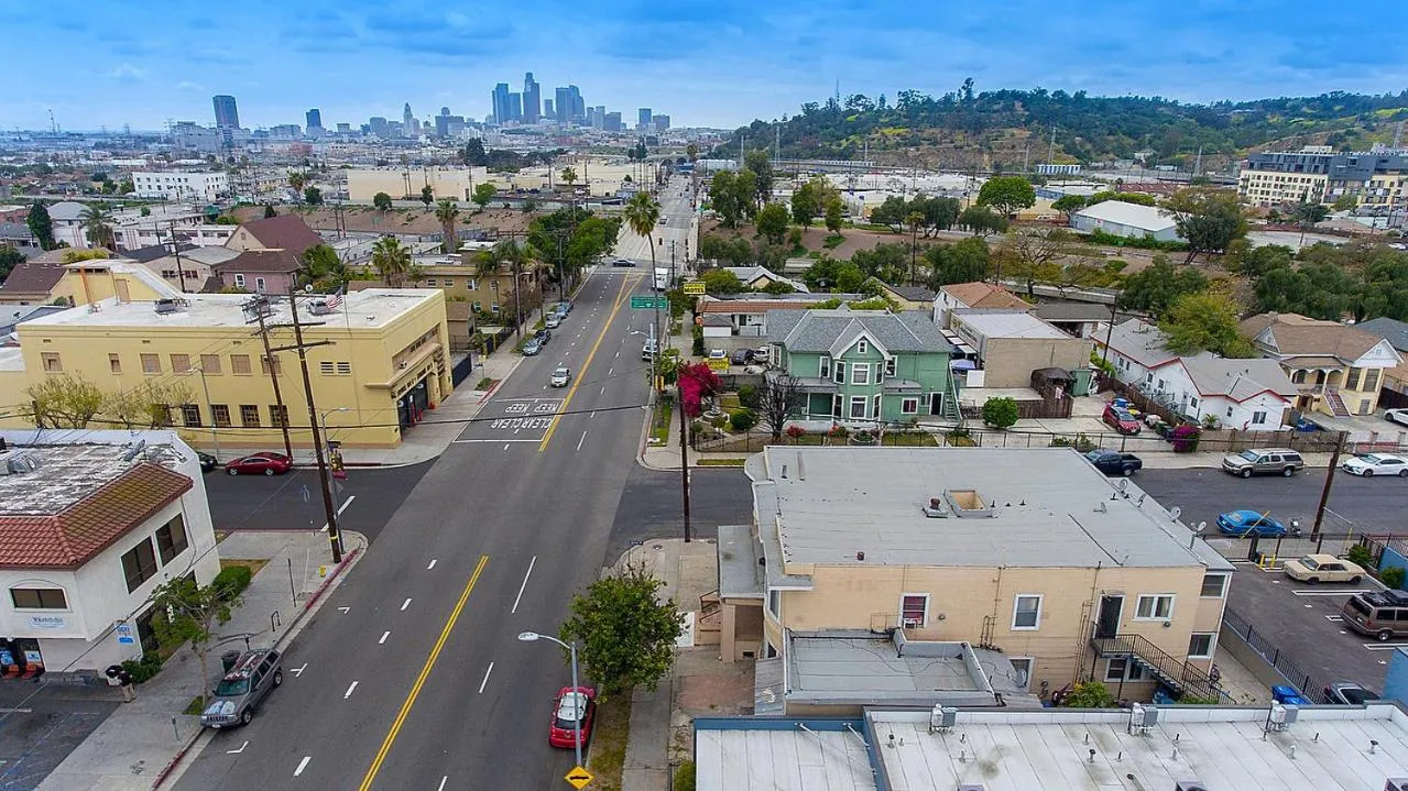 Pads on Pasadena Ave