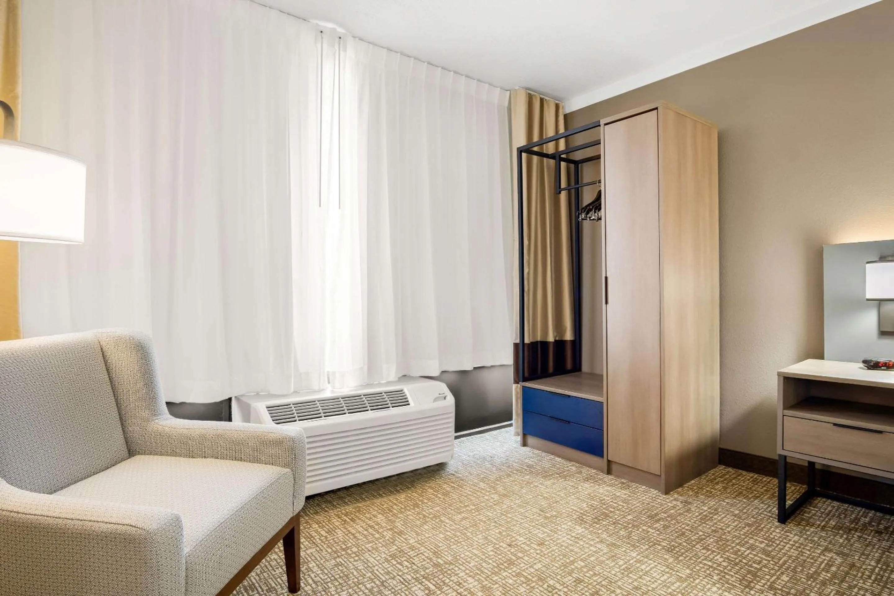 Bedroom in Comfort Inn Gold Coast