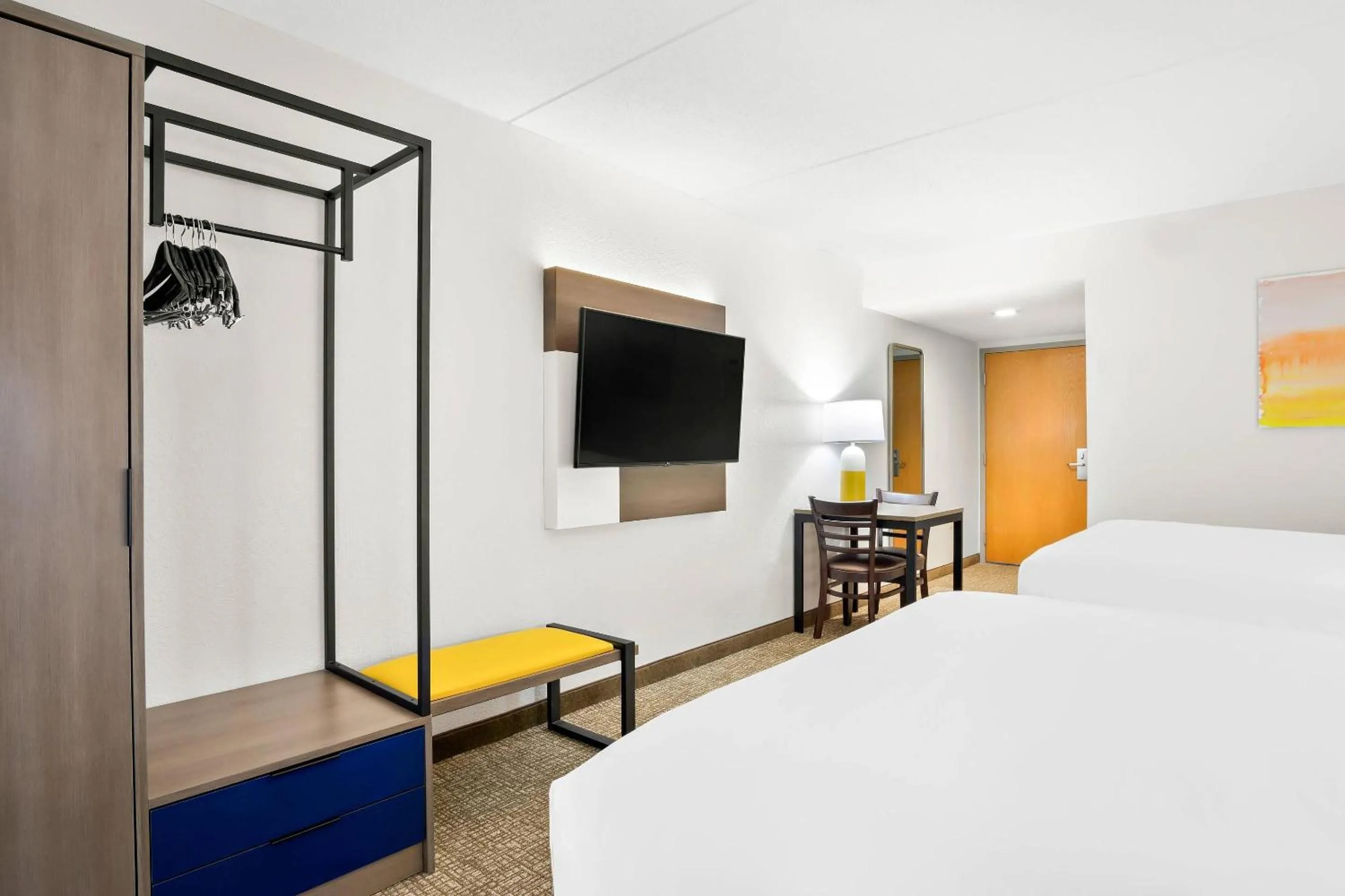 Bedroom, Bed in Comfort Inn Gold Coast