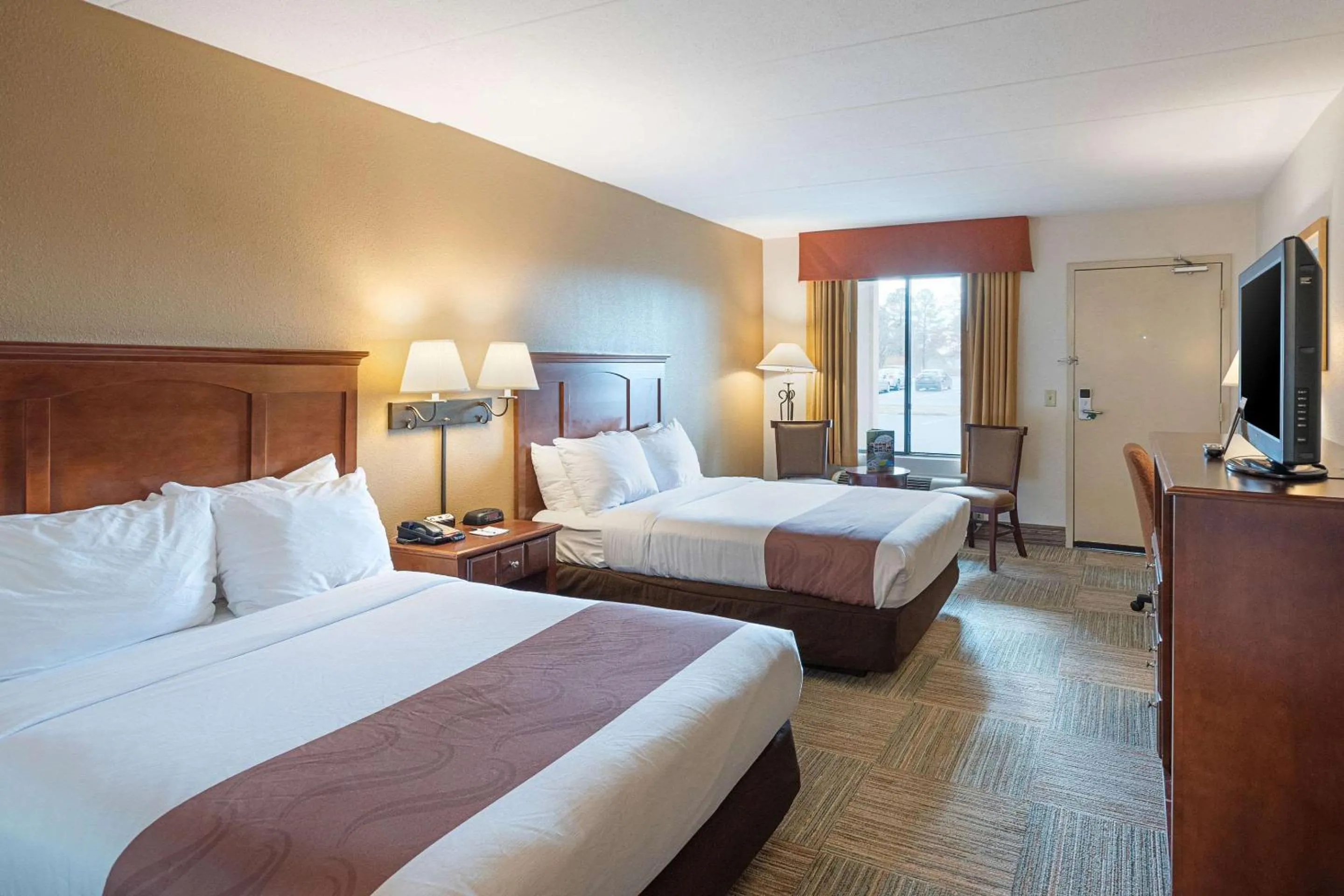 Photo of the whole room, Bed in Quality Inn Easton