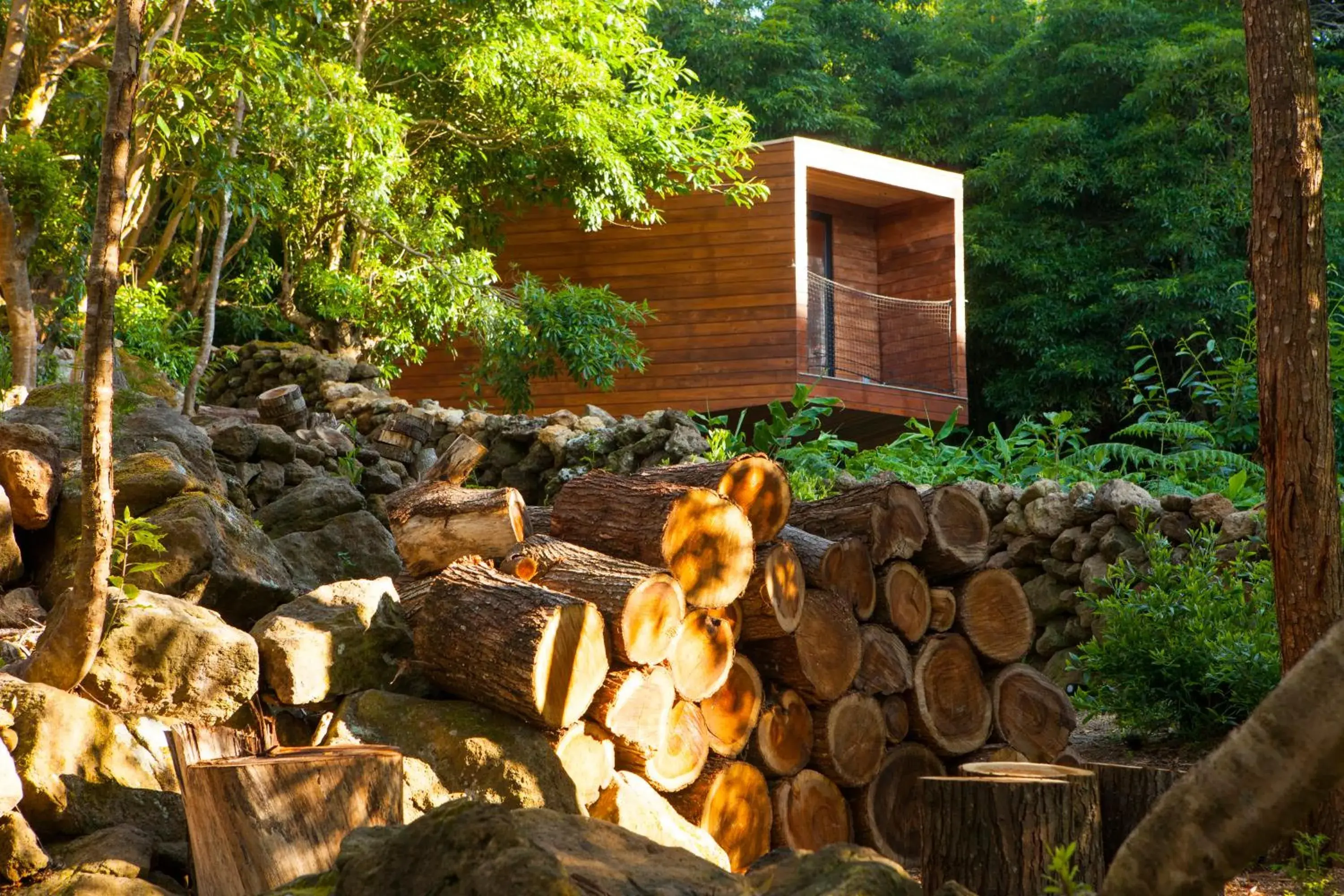 Property building in Caparica Azores Ecolodge Property building in Caparica Azores Ecolodge