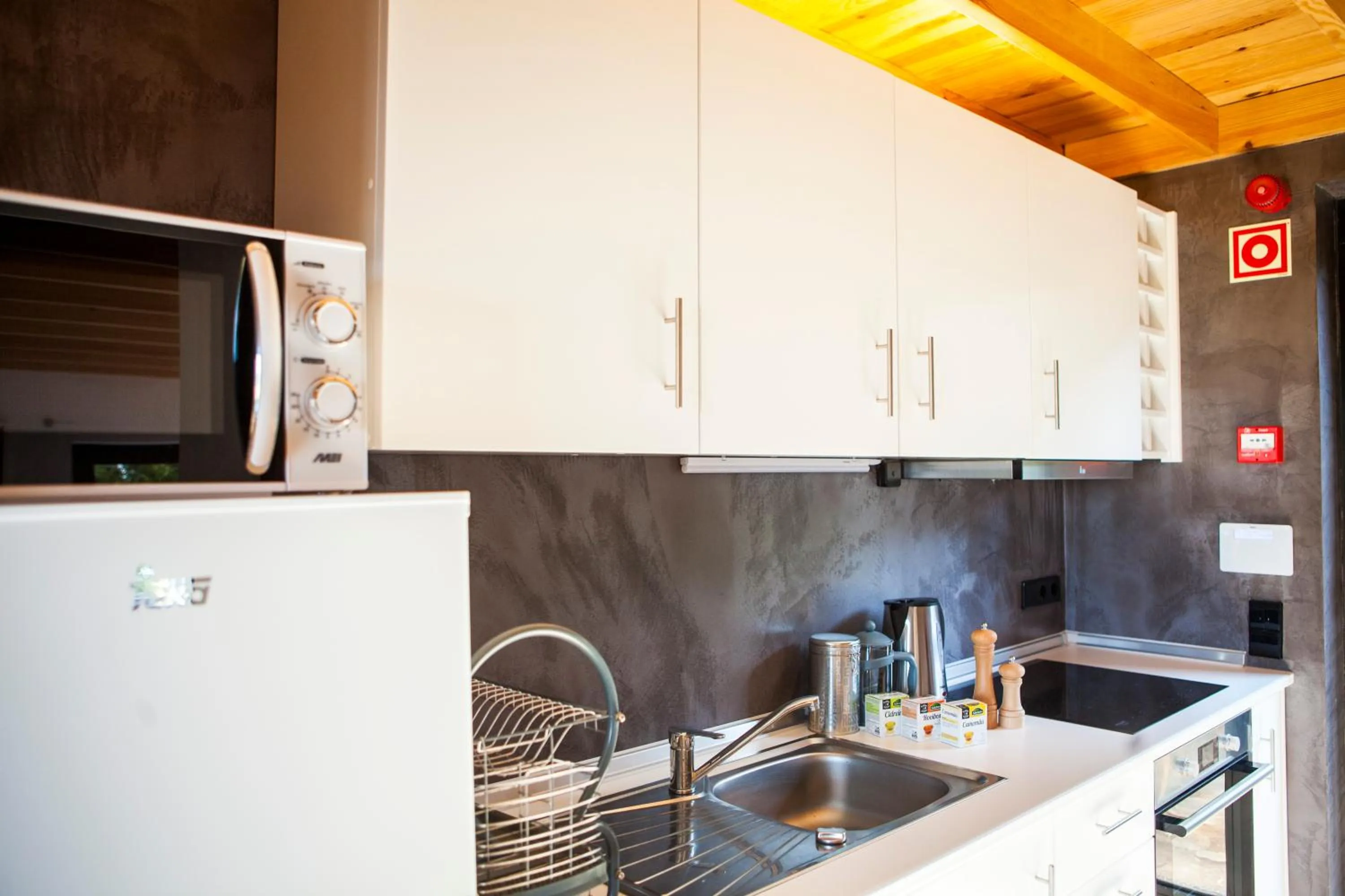 Coffee/tea facilities in Caparica Azores Ecolodge