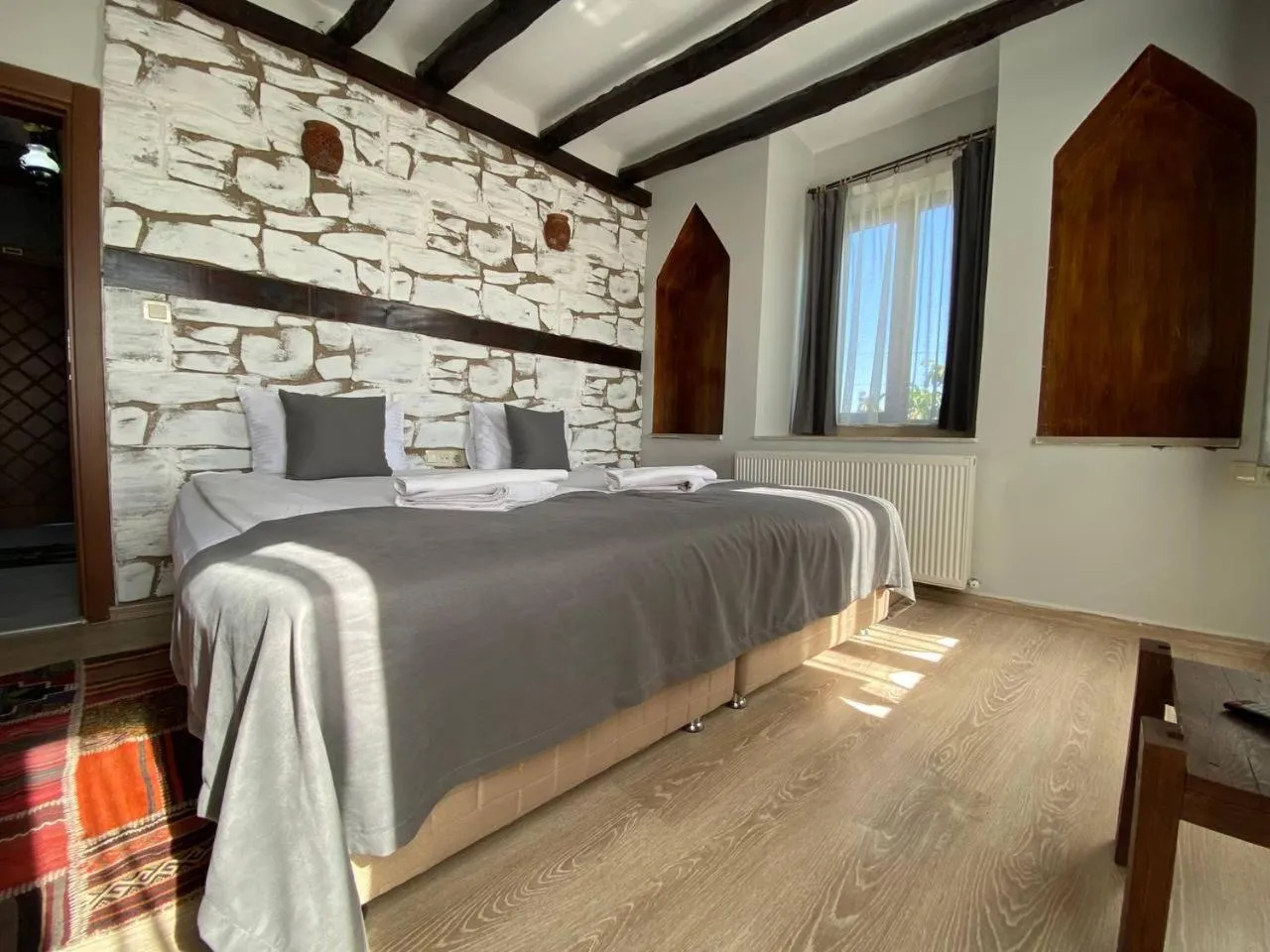 Photo of the whole room, Bed in Kapadokya Konak