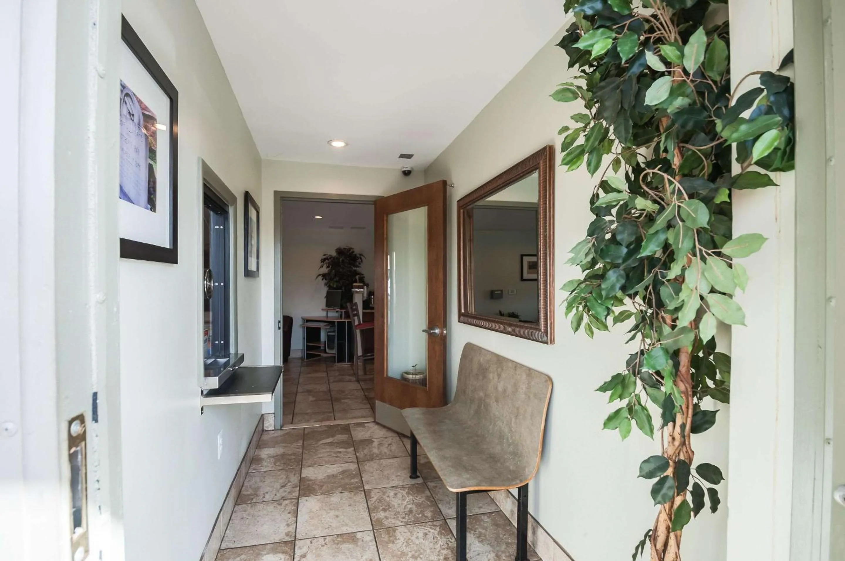 Lobby or reception in Econo Lodge Elkridge near Arundel Mills