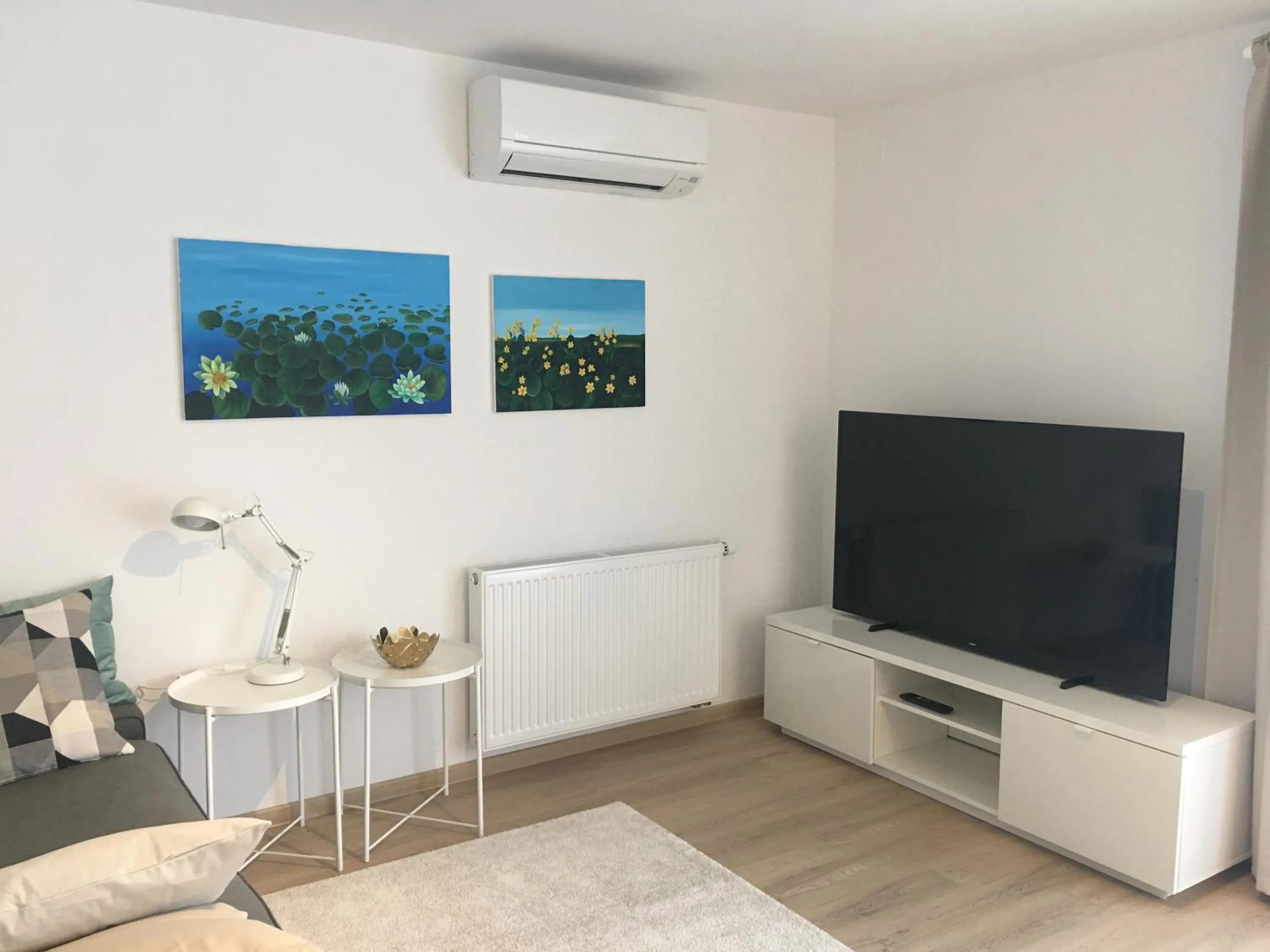 TV and multimedia in Apartment Galerija Bled