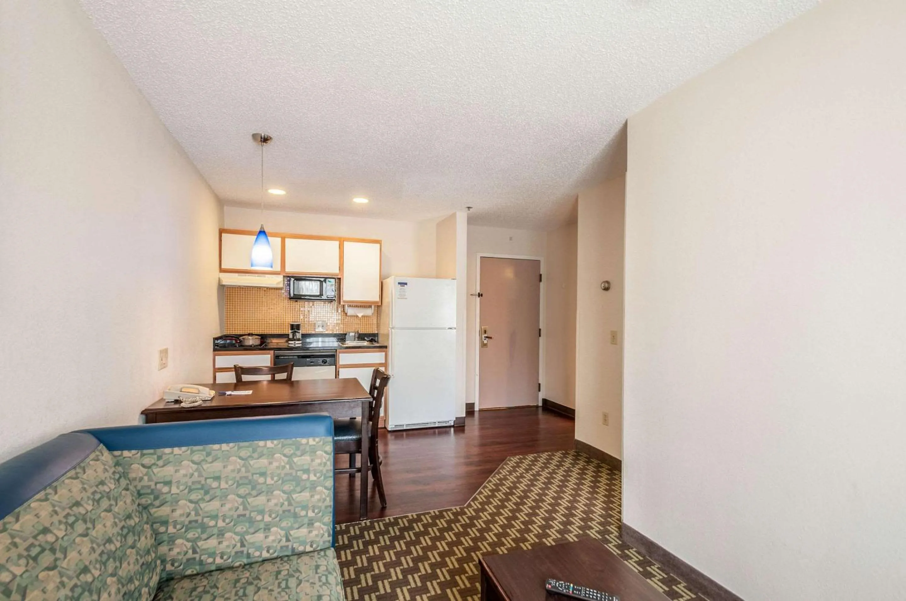 Photo of the whole room in MainStay Suites Frederick