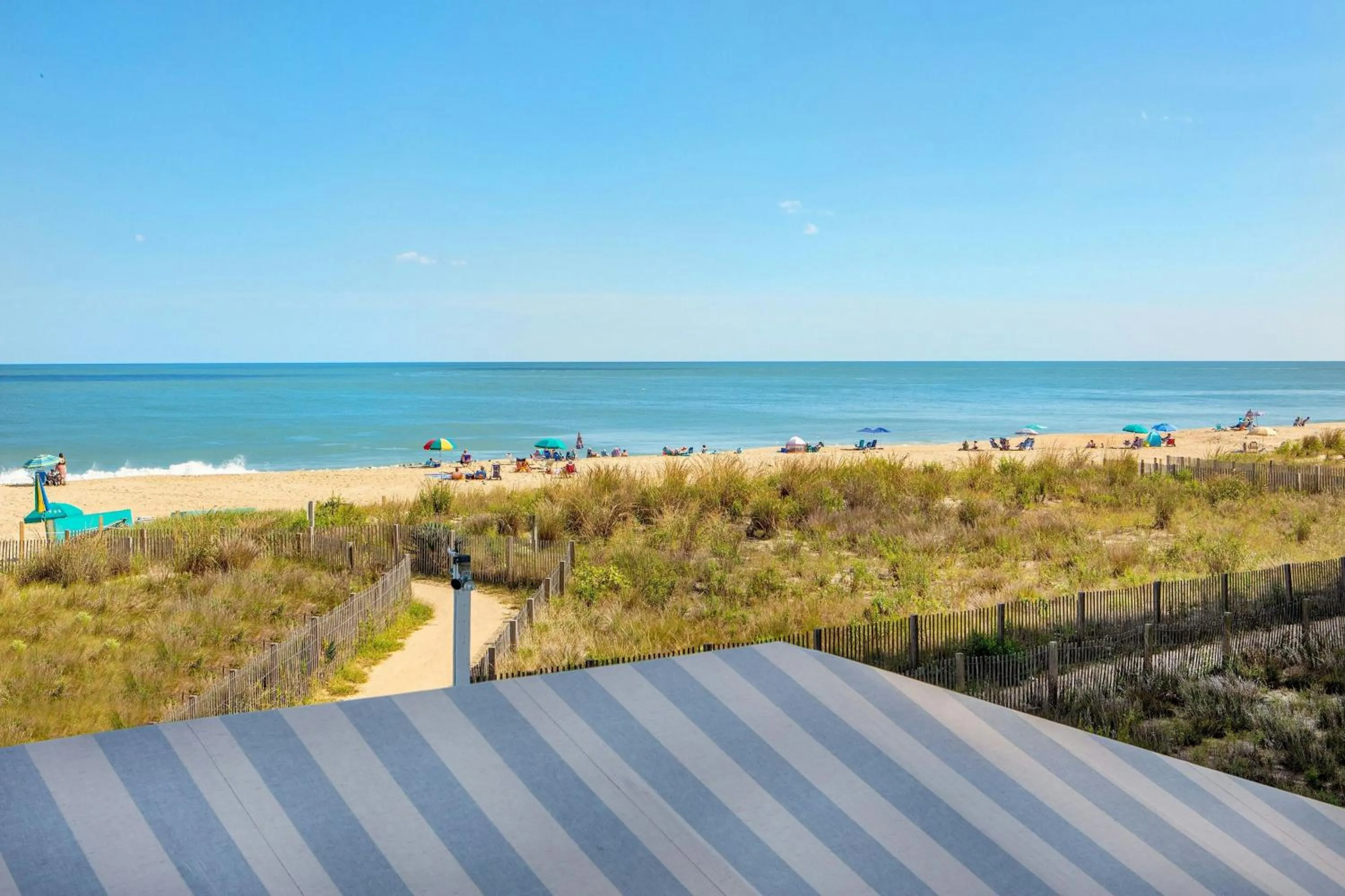 Photo of the whole room in Ashore Oceanfront Hotel
