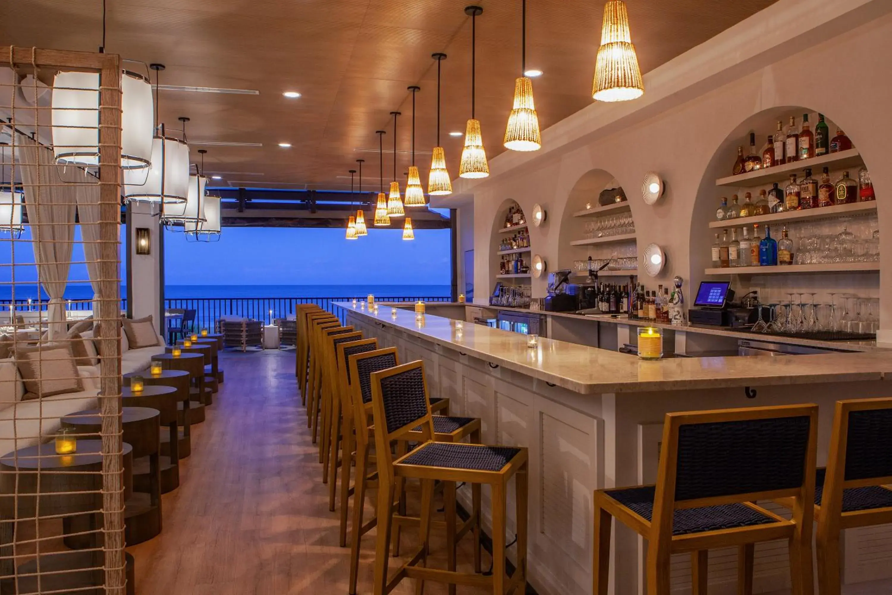 Restaurant/places to eat in Ashore Resort & Beach Club Restaurant/places to eat in Ashore Resort & Beach Club