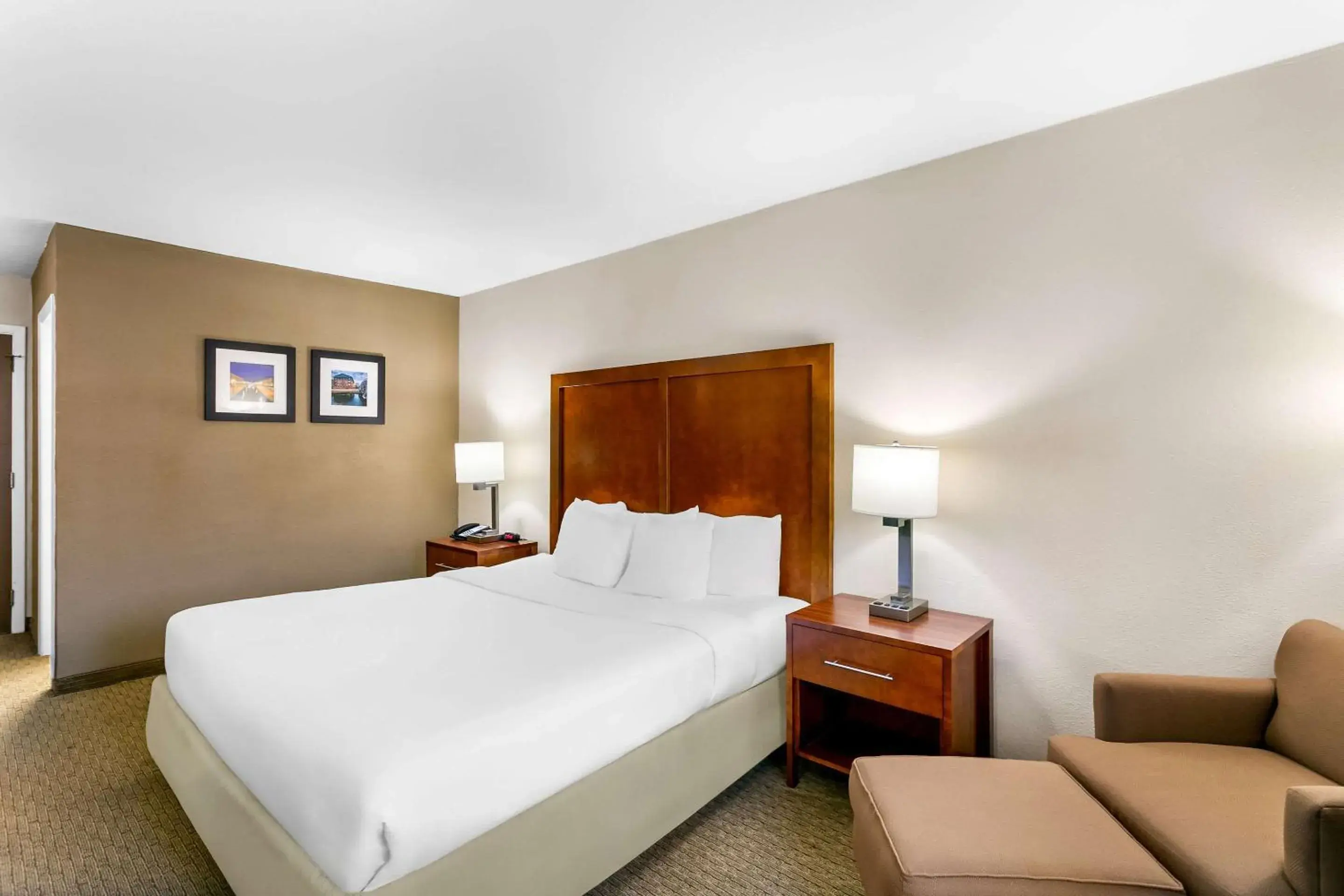 Bedroom, Bed in Comfort Inn Red Horse Frederick Bedroom, Bed in Comfort Inn Red Horse Frederick