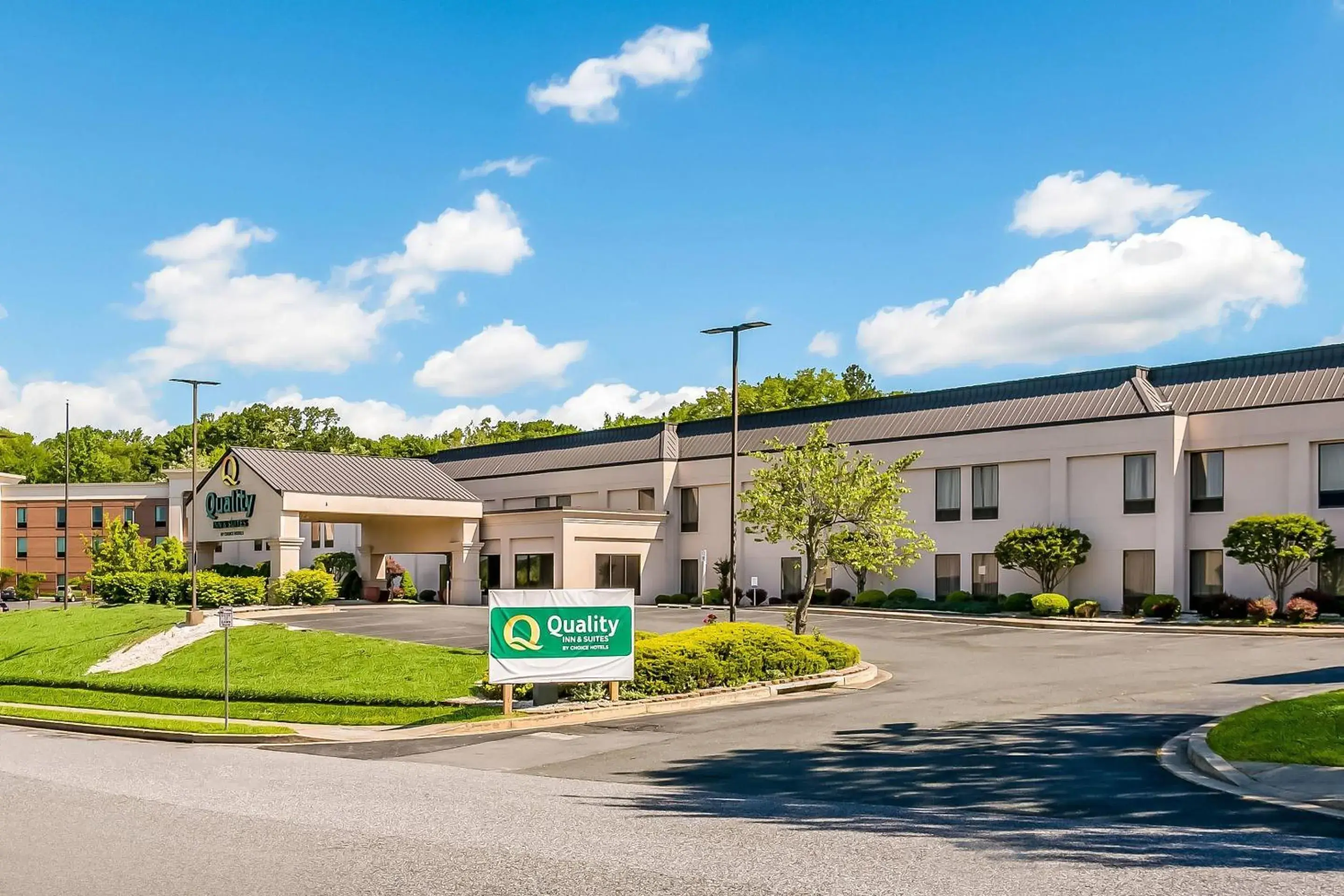 Property building in Quality Inn & Suites Bel Air I-95 Exit 77A Property building in Quality Inn & Suites Bel Air I-95 Exit 77A