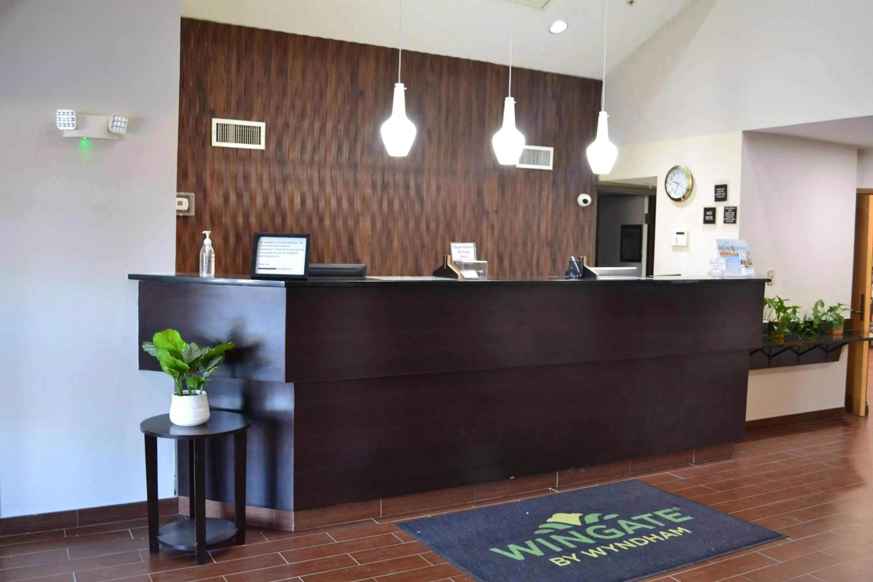 Lobby or reception in Wingate by Wyndham Bel Air I-95 Exit 77A - APG Area