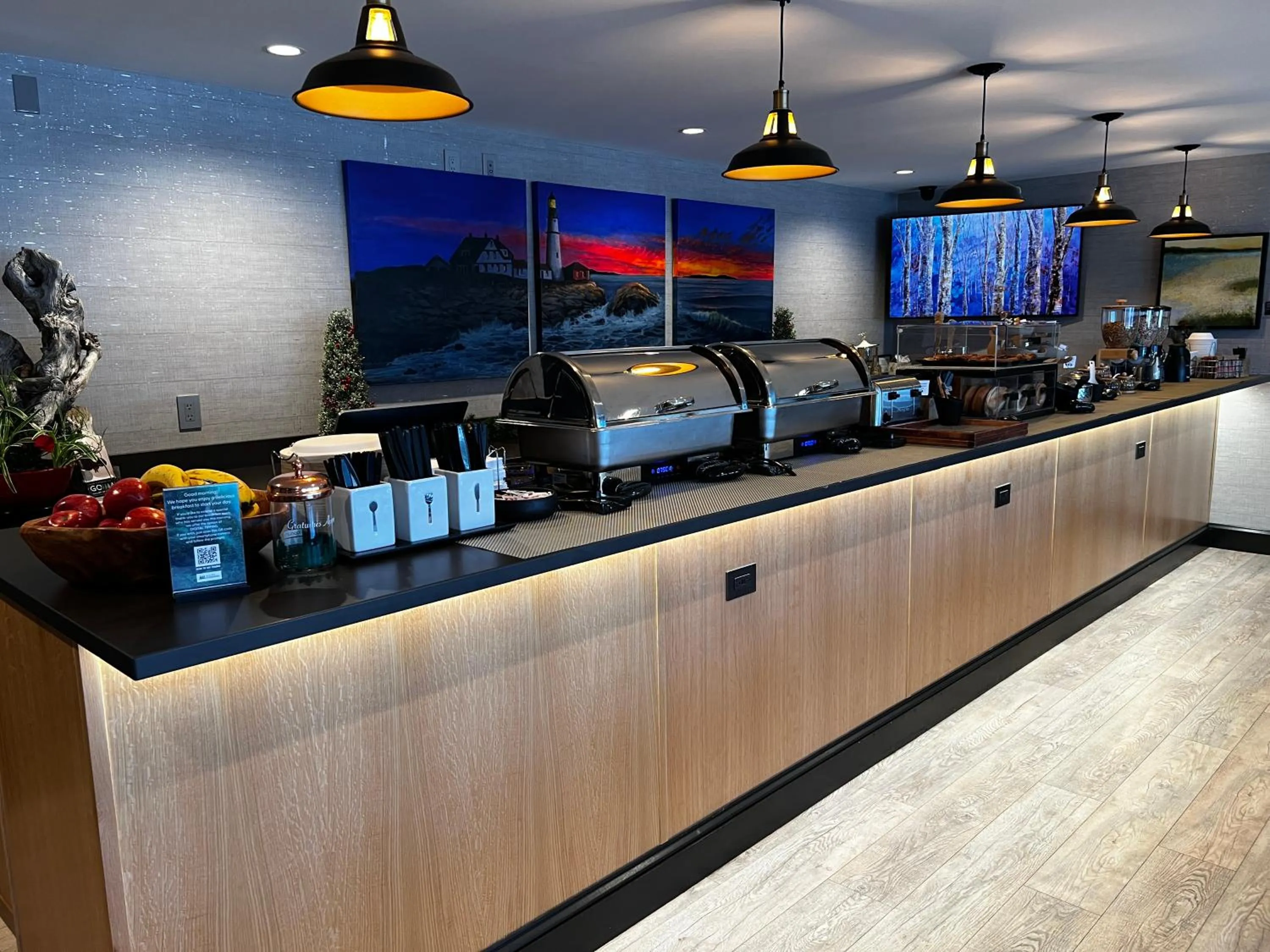 Breakfast in Maine Evergreen Hotel, an Ascend Collection Hotel